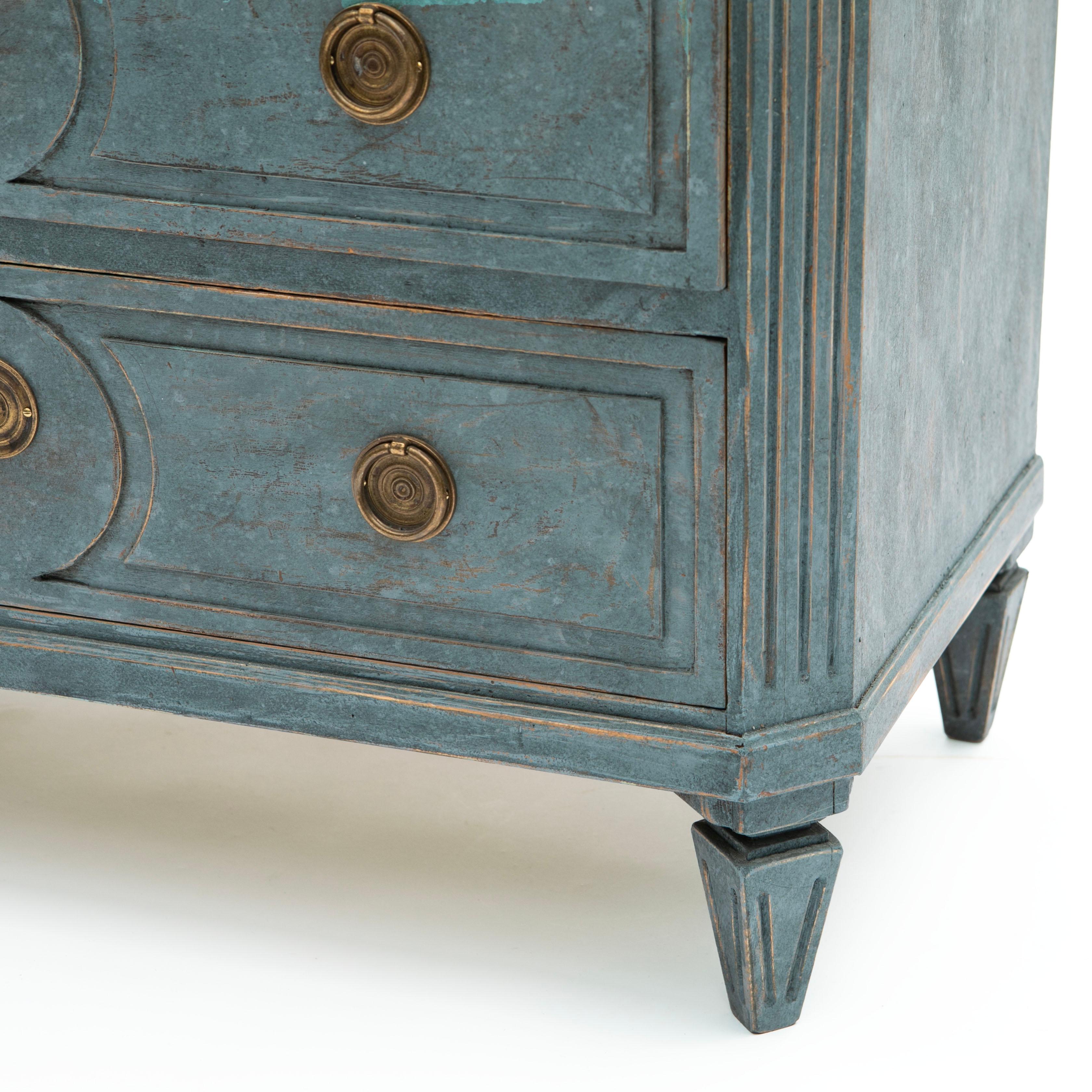 Swedish Gustavian Blue-Painted Chest of Drawers 1