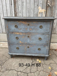 Swedish Gustavian Blue Painted Three Drawer Chest, circa 1800-1820