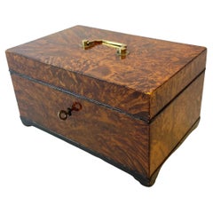 Schwedische Gustavian Box aus Erlenwurzel