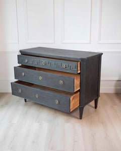 Commode suédoise de style gustavien, vers 1790