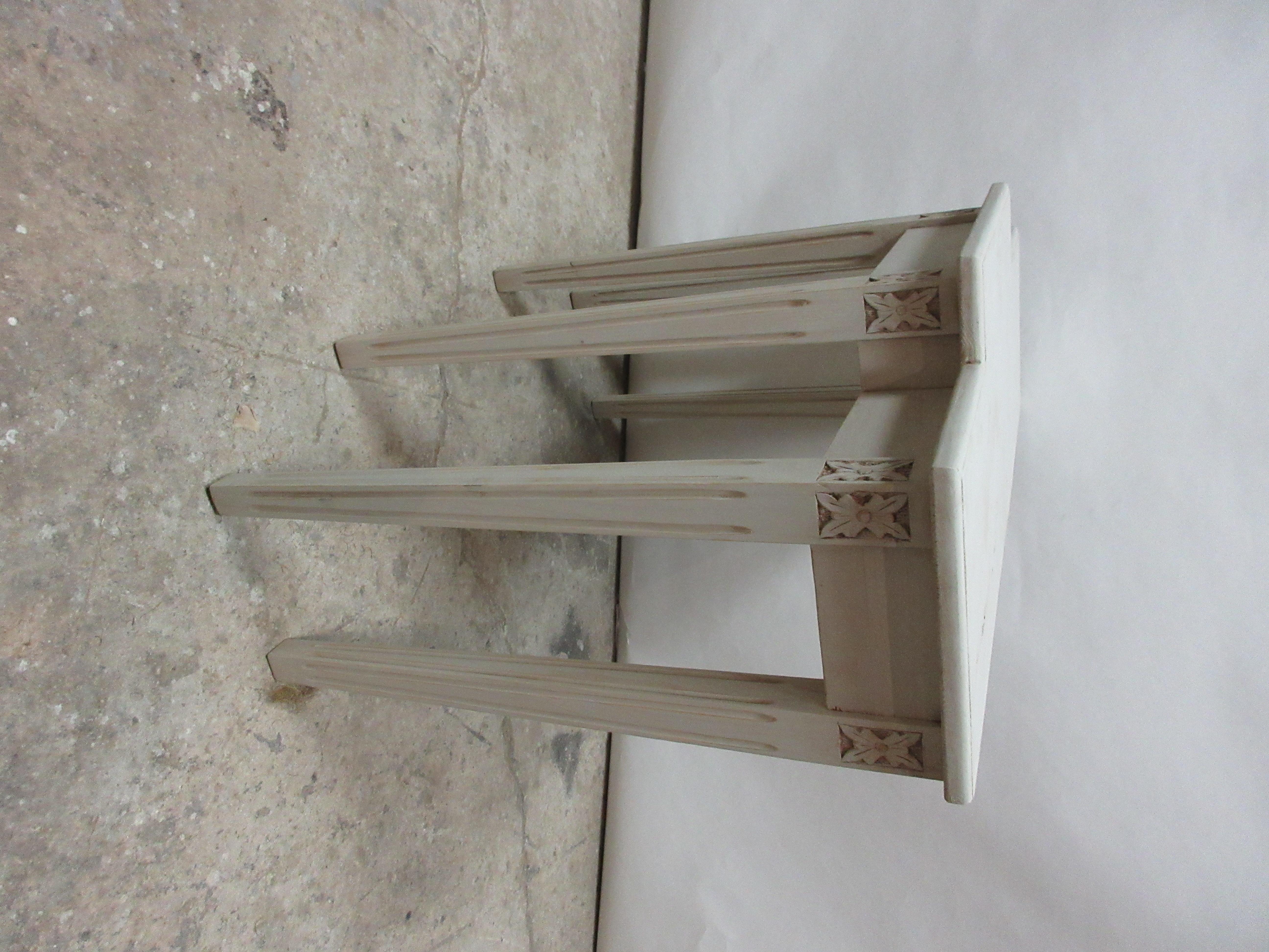 Swedish Gustavian Console Table In Distressed Condition For Sale In Hollywood, FL