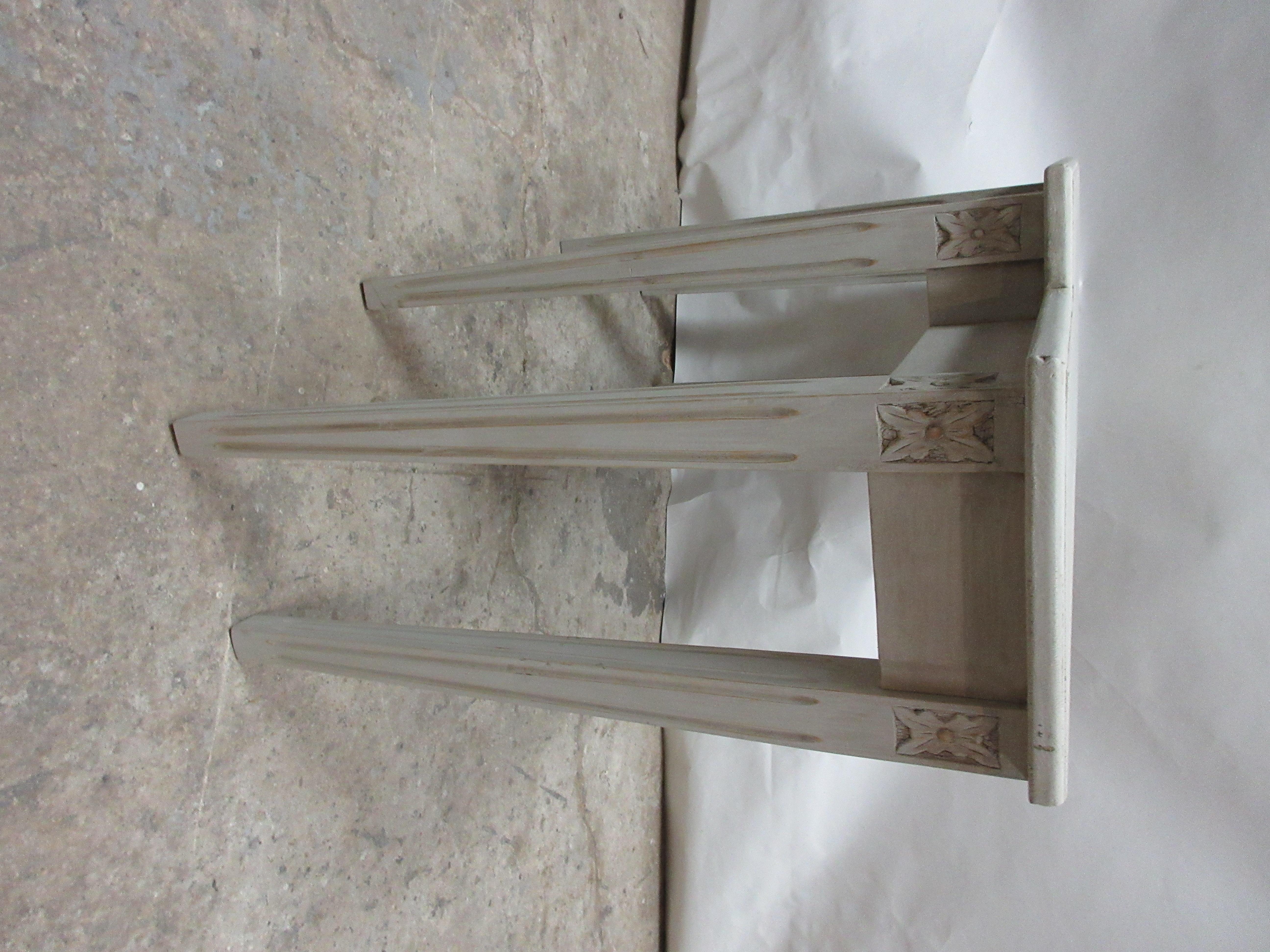 Swedish Gustavian Console Table In New Condition In Hollywood, FL