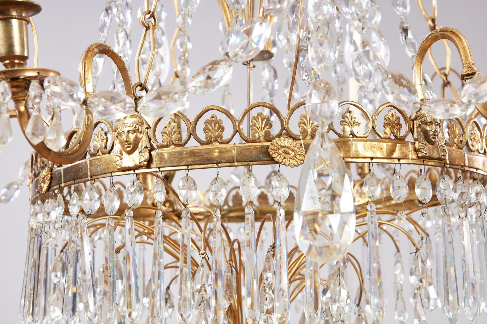 Swedish Gustavian Crystal and Gilt Brass Chandelier For Sale 1