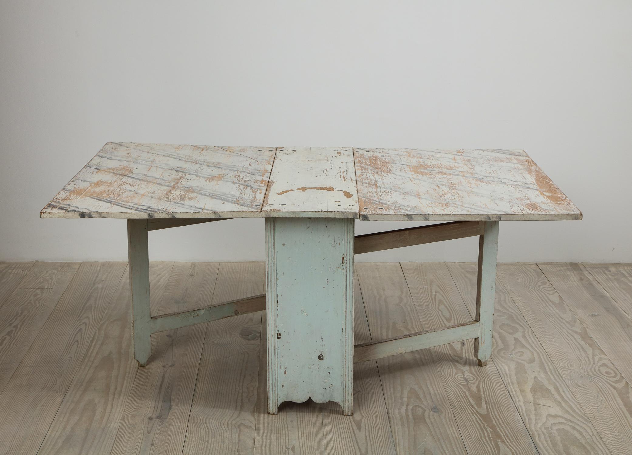 Hand-Painted Swedish Gustavian Drop-Leaf Table with Faux-Marble Finish, Sweden, Circa 1775