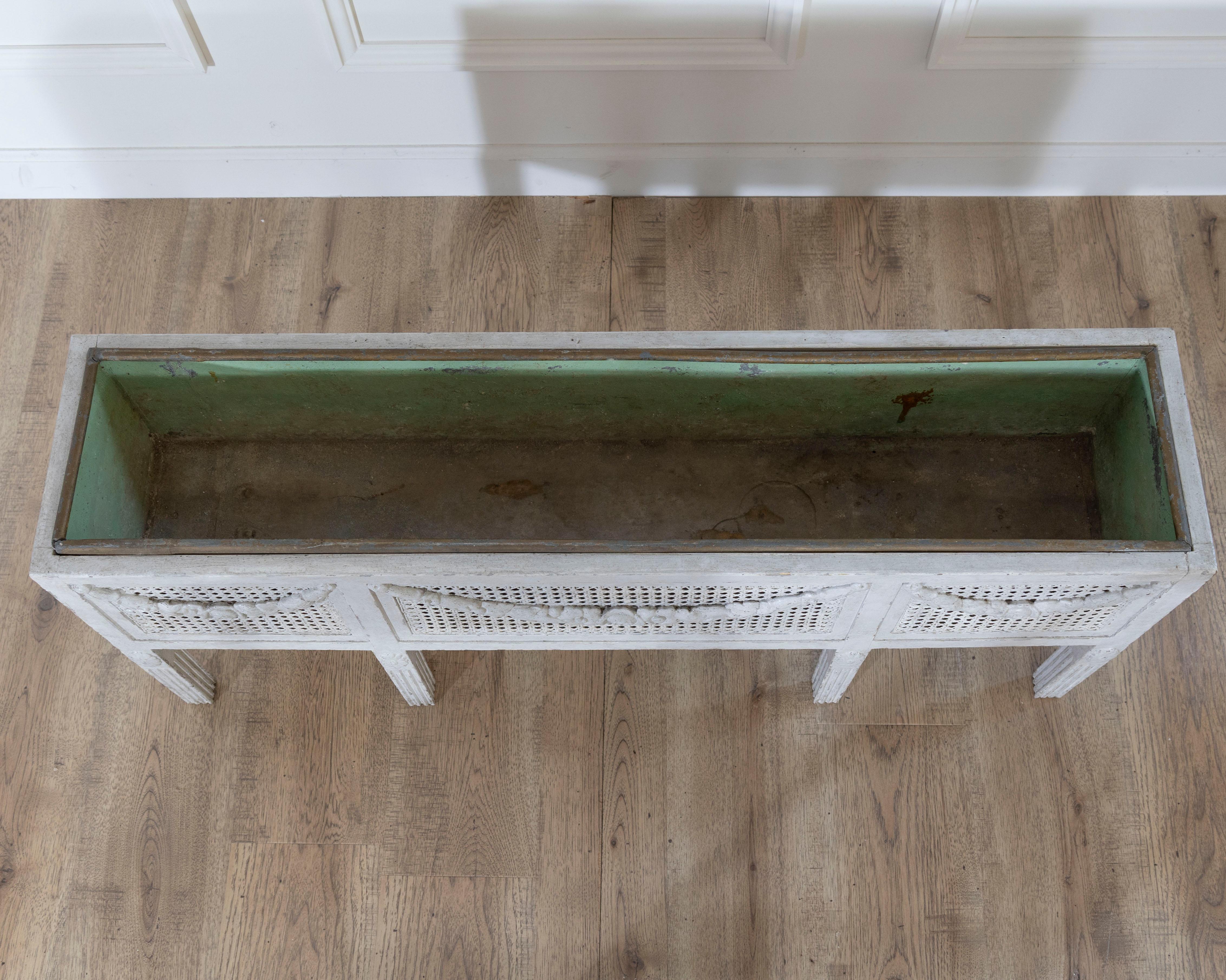 Swedish Gustavian Flower Trough with Zinc Insert, circa 1900 For Sale 2