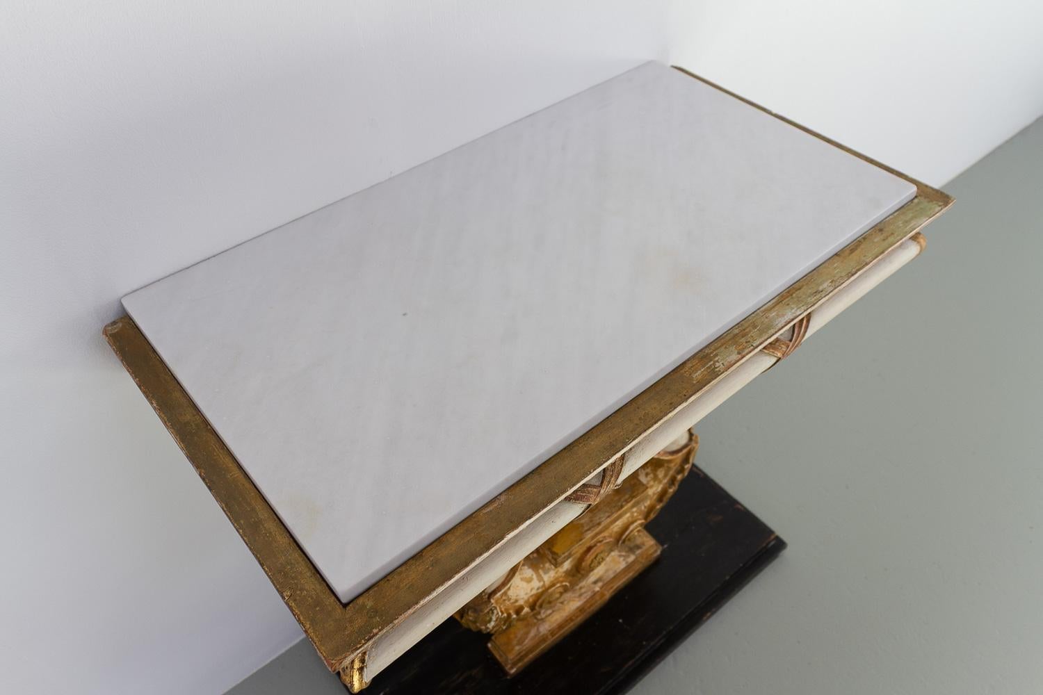 Swedish Gustavian Giltwood Console Table with Lyre and Marble Top, 1800s. For Sale 4