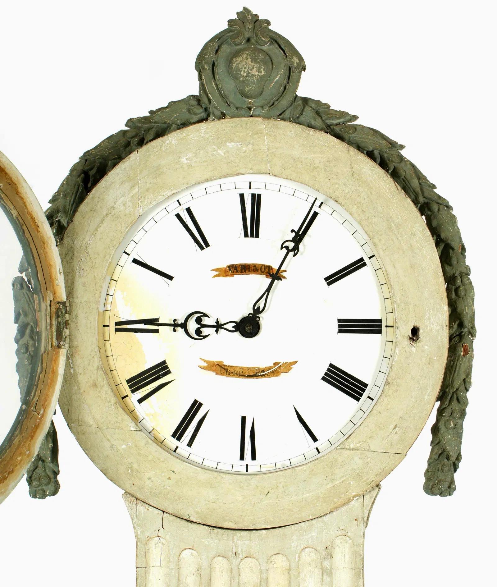 Swedish Gustavian Grey Painted Tall Case Clock For Sale 1