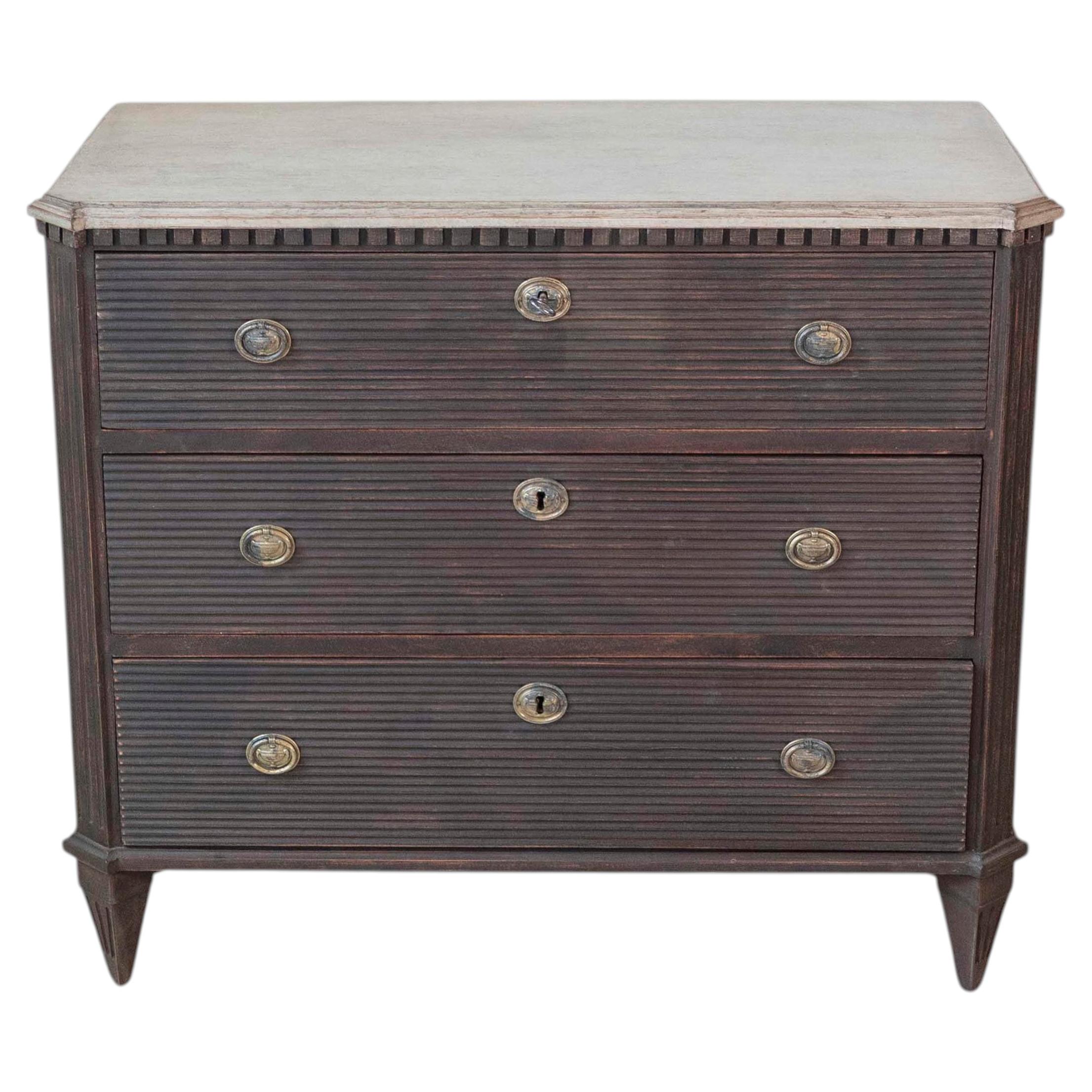 Swedish Gustavian-Inspired Three-Drawer Chest with Painted Top