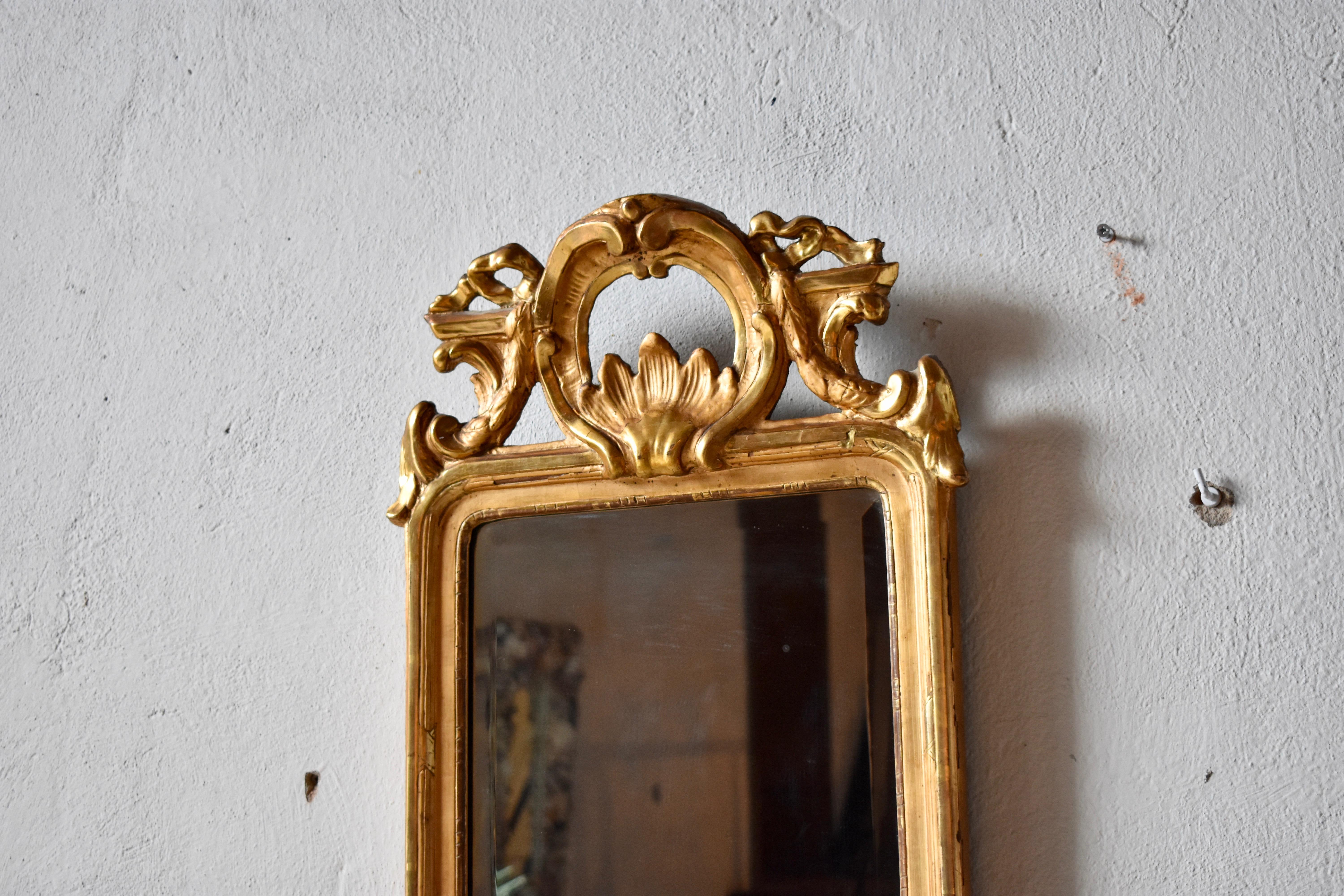 Hand-Carved Swedish Gustavian Mirror, Made in Stockholm, IÅ, Johan Åkerblad '1758-1799' For Sale