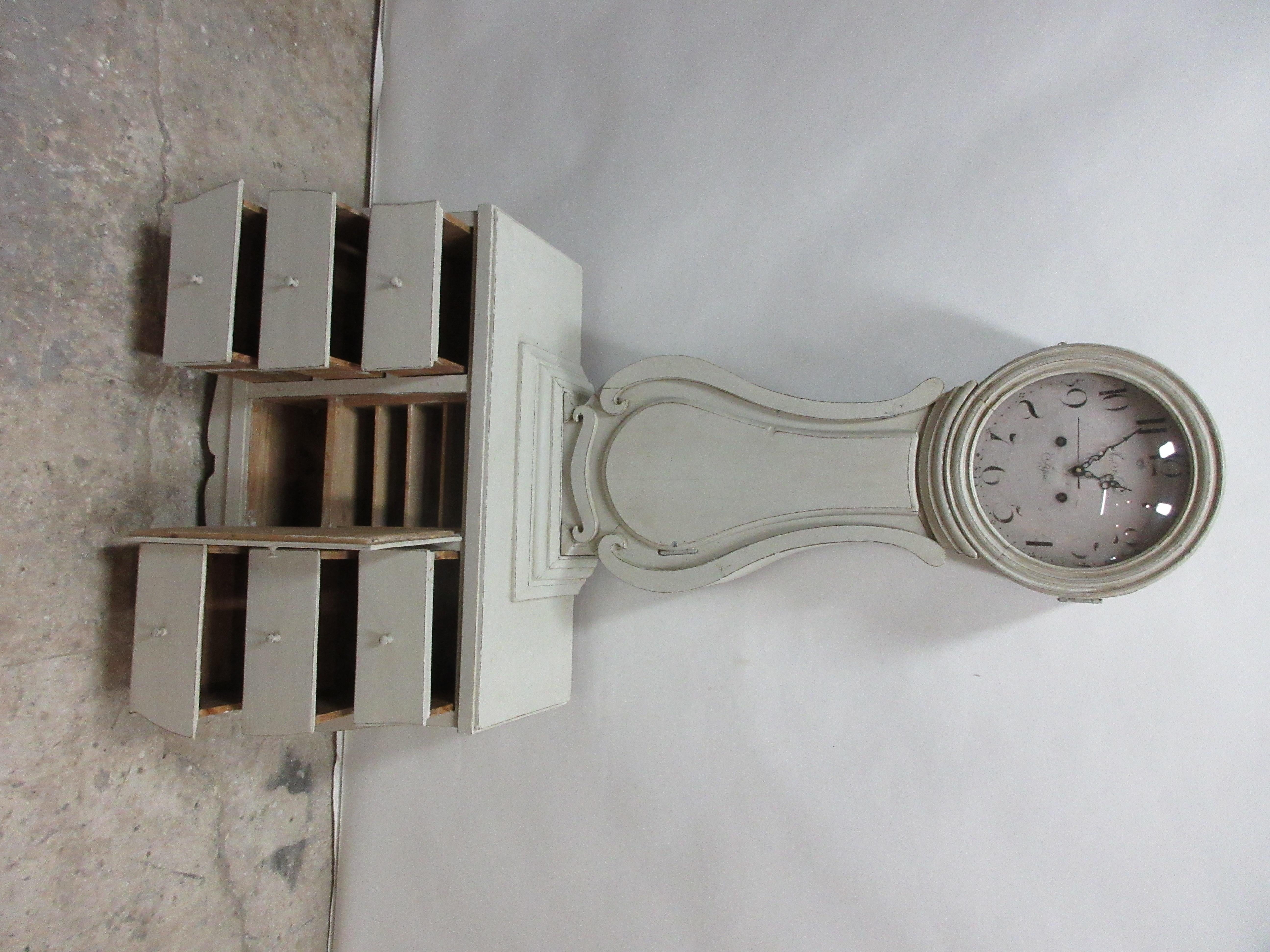 Cassapanca svedese Gustava Mora Clocks In condizioni buone in vendita a Hollywood, FL