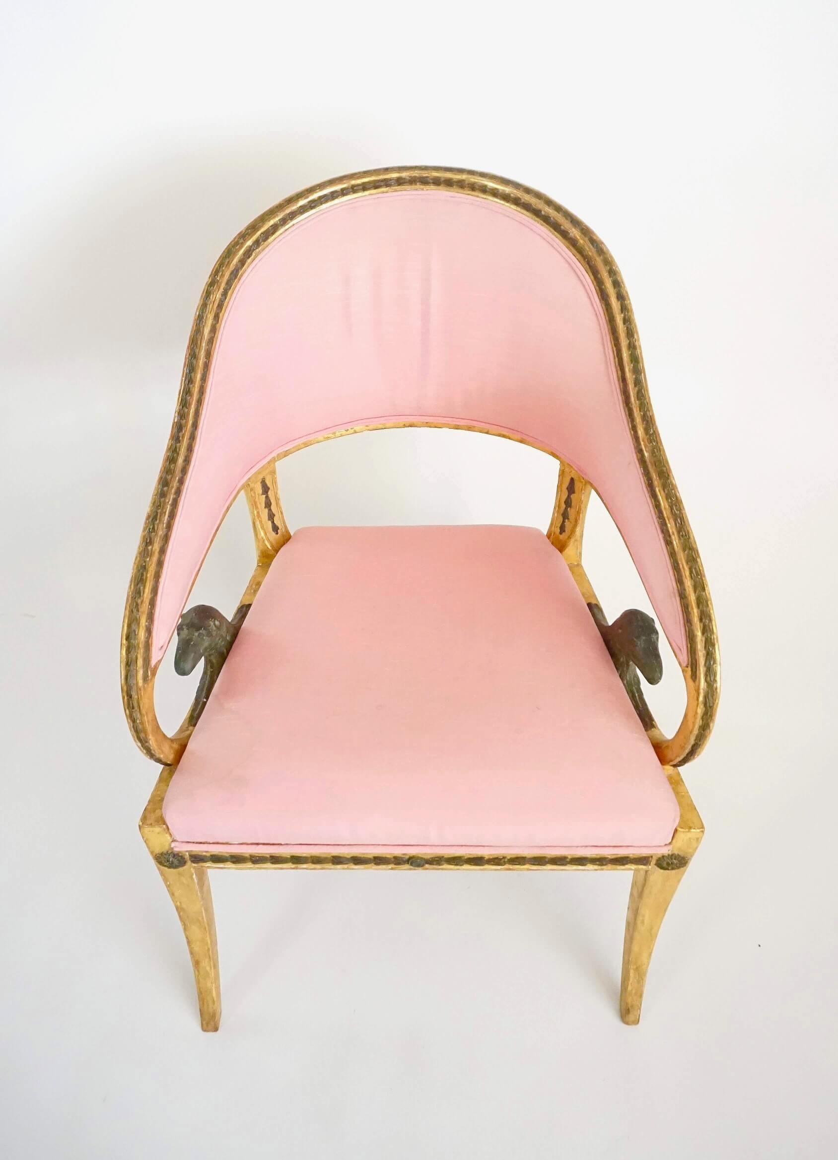 Swedish Gustavian Neoclassical Giltwood Fauteuil by Ephraim Ståhl, circa 1800 For Sale 2