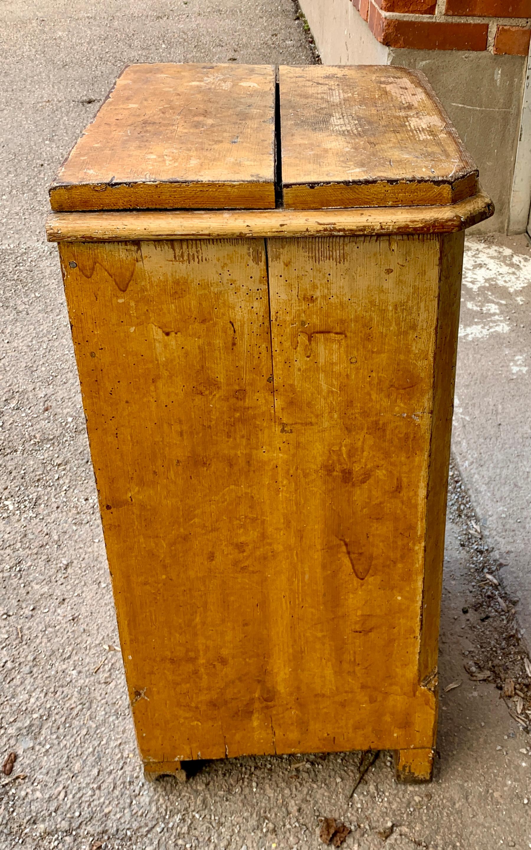 Swedish Gustavian Original Yellow Painted Nightstand or End Table For Sale 12