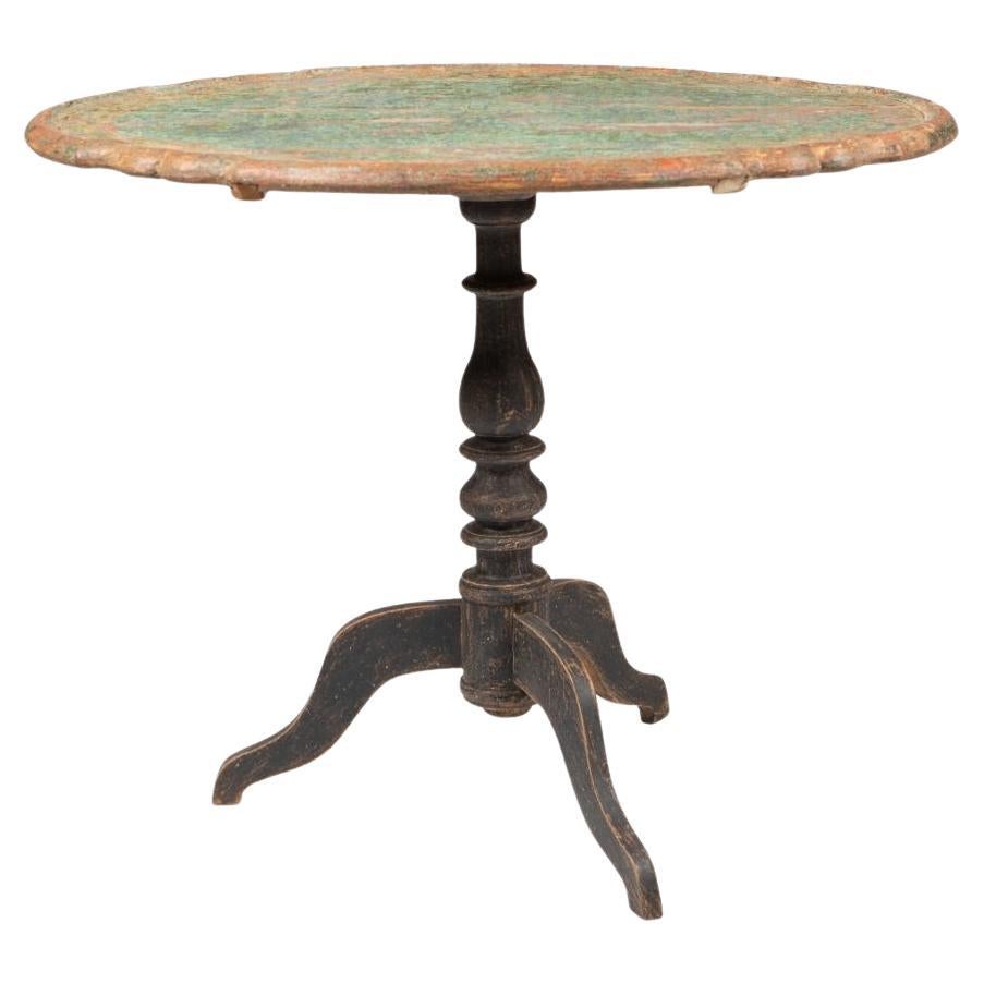 Swedish Gustavian Oval Pedestal Table in Painted Pine