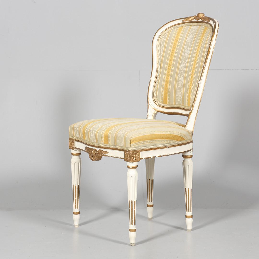 Swedish Gustavian padded back Dining Chairs White Set of 6 early 1900s In Good Condition For Sale In Lewes, England