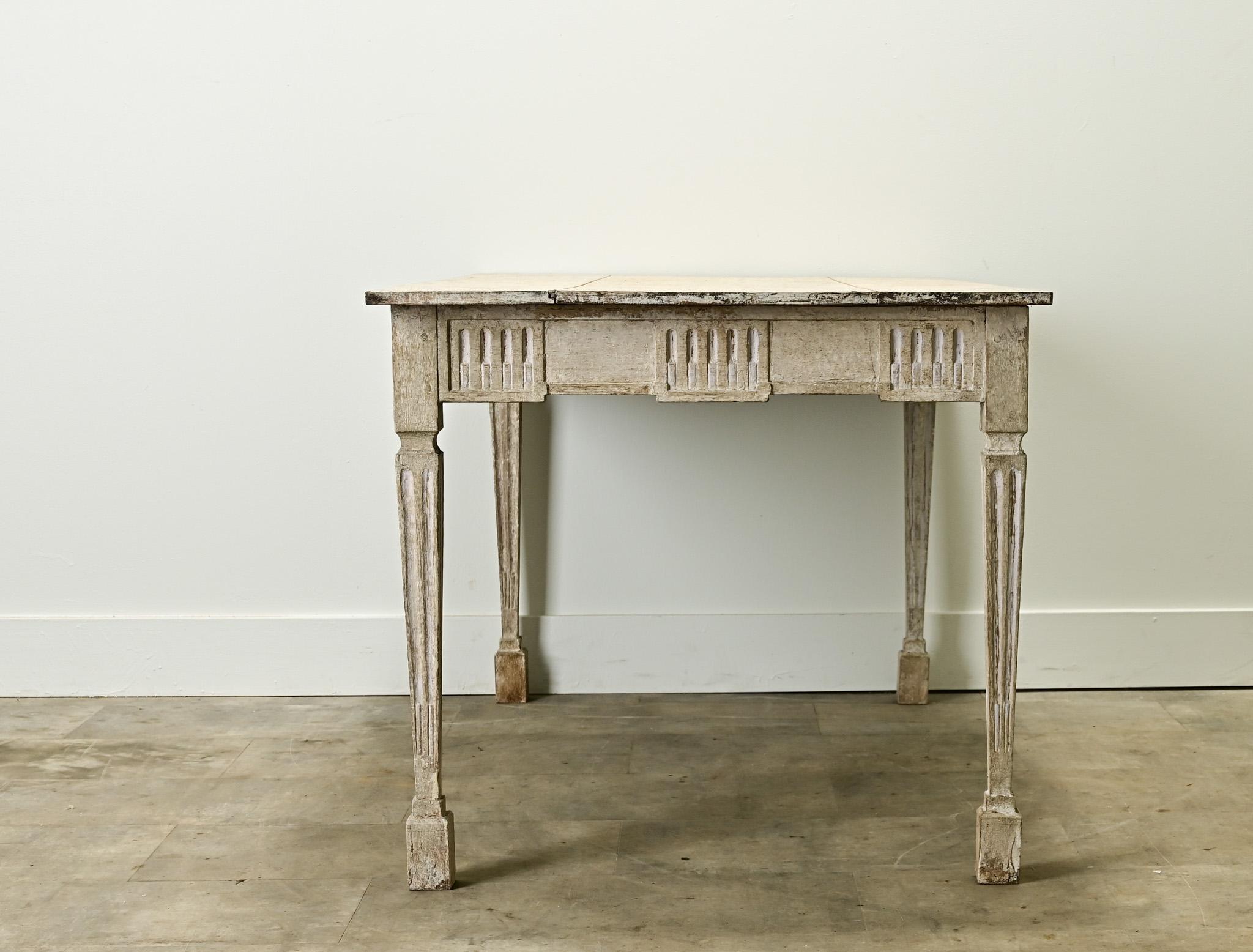 Swedish Gustavian Painted Center Table For Sale 1