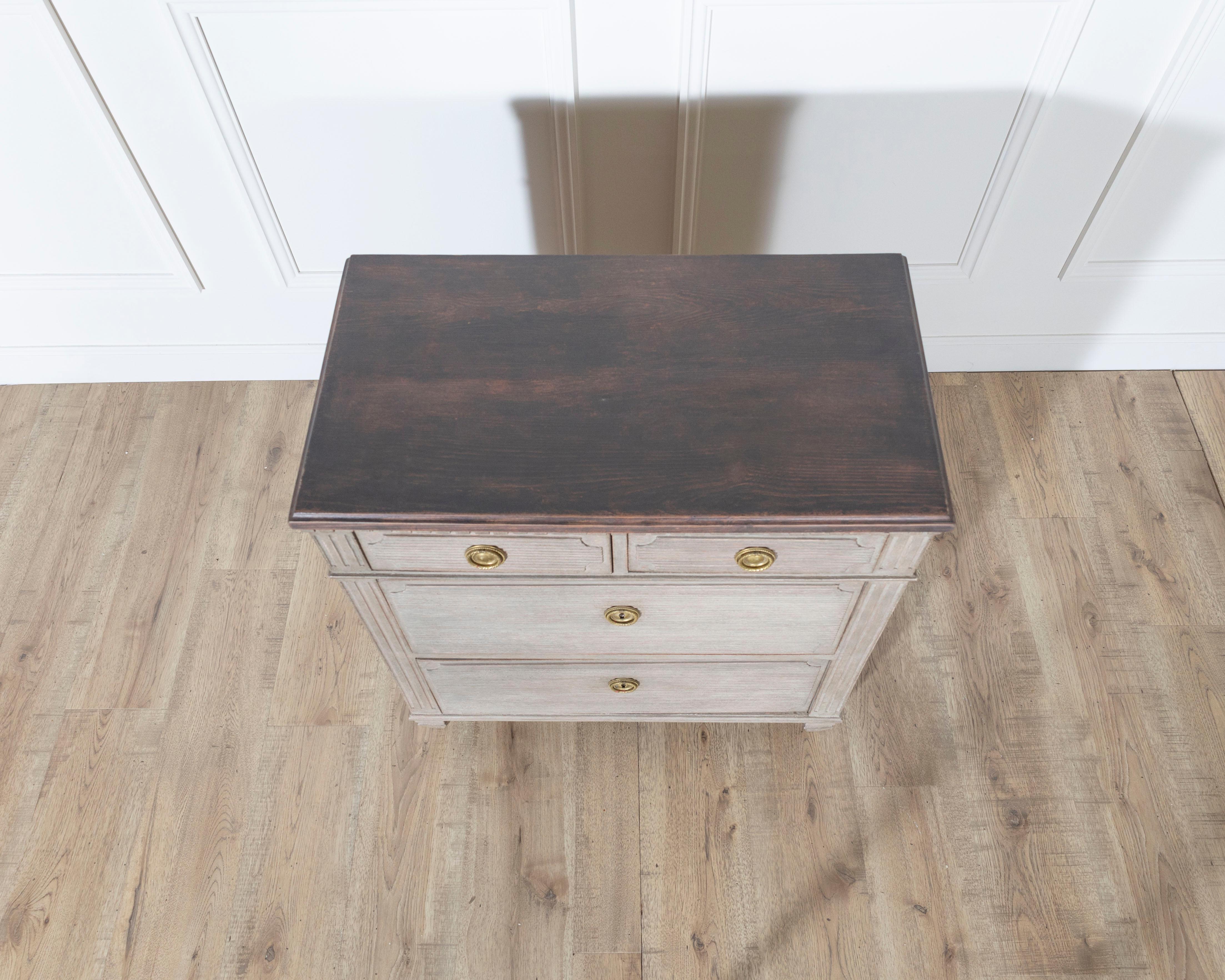 Pine Swedish Gustavian Painted Chest of Drawers, circa 19th Century For Sale