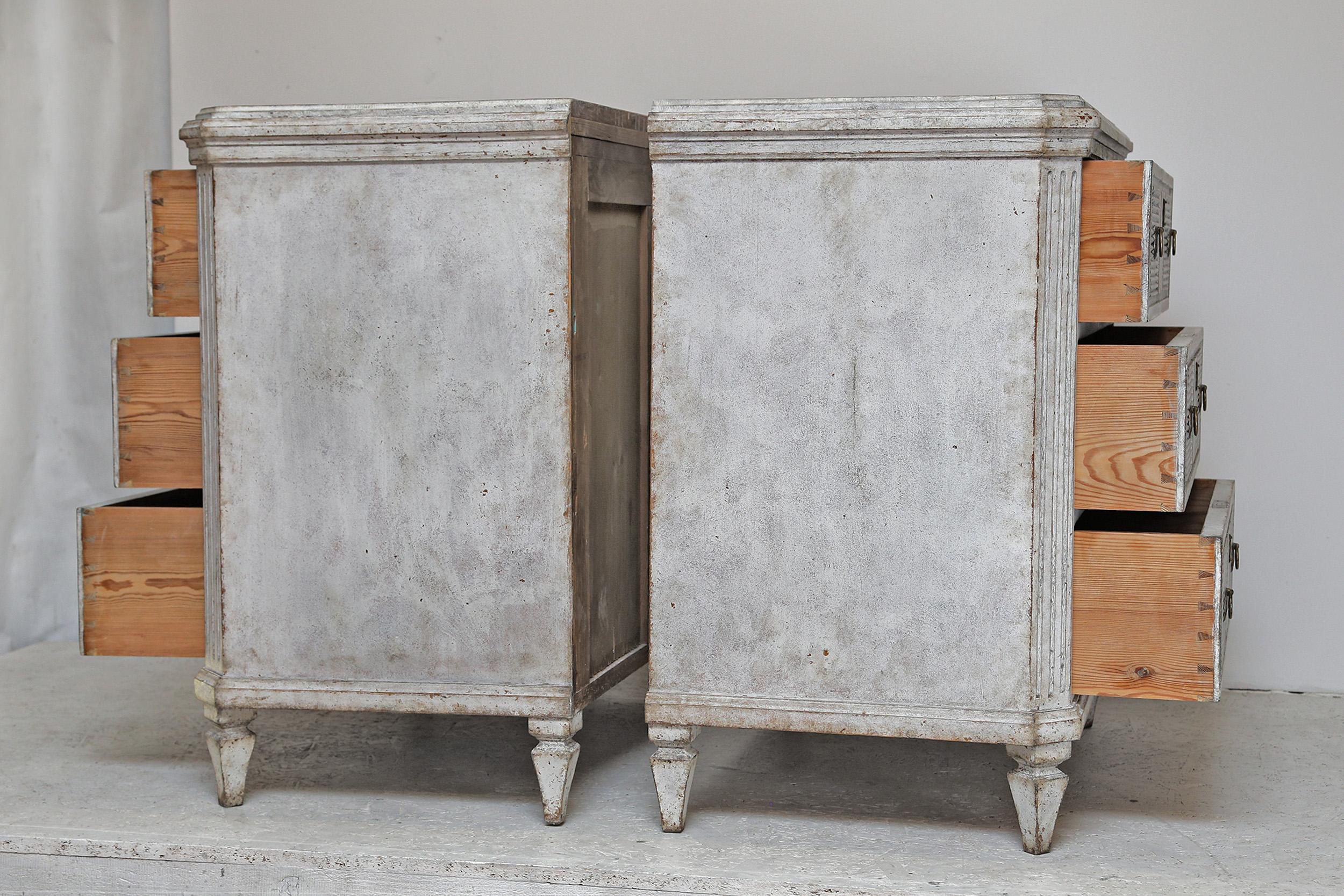 Swedish Gustavian Painted Chest of Drawers Commode Grey White C.1860  1