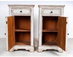 Paire de tiroirs peints de style gustavien suédois, commode grise et blanche de chambre à coucher