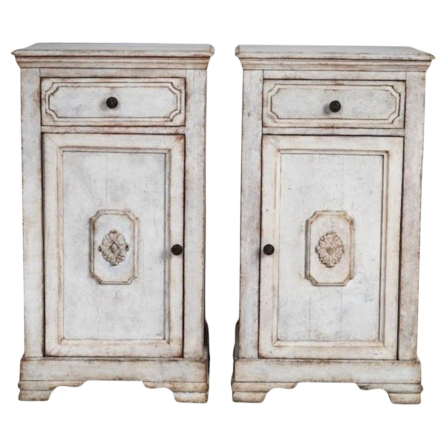 Swedish Gustavian Painted Chest of Drawers Pair Commode Grey White Bedroom For Sale