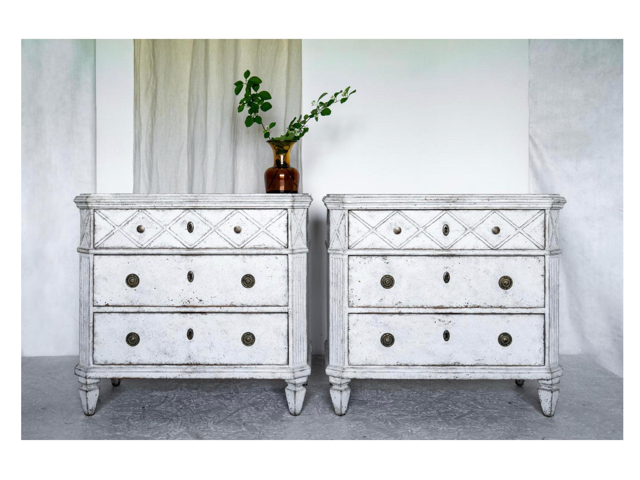 NOTE - Due to the popularity and rarity of these style of drawers, please message us before you commence a purchase to make sure the drawers are still currently available as they go fast - also for delivery outside of europe you need to ask us to
