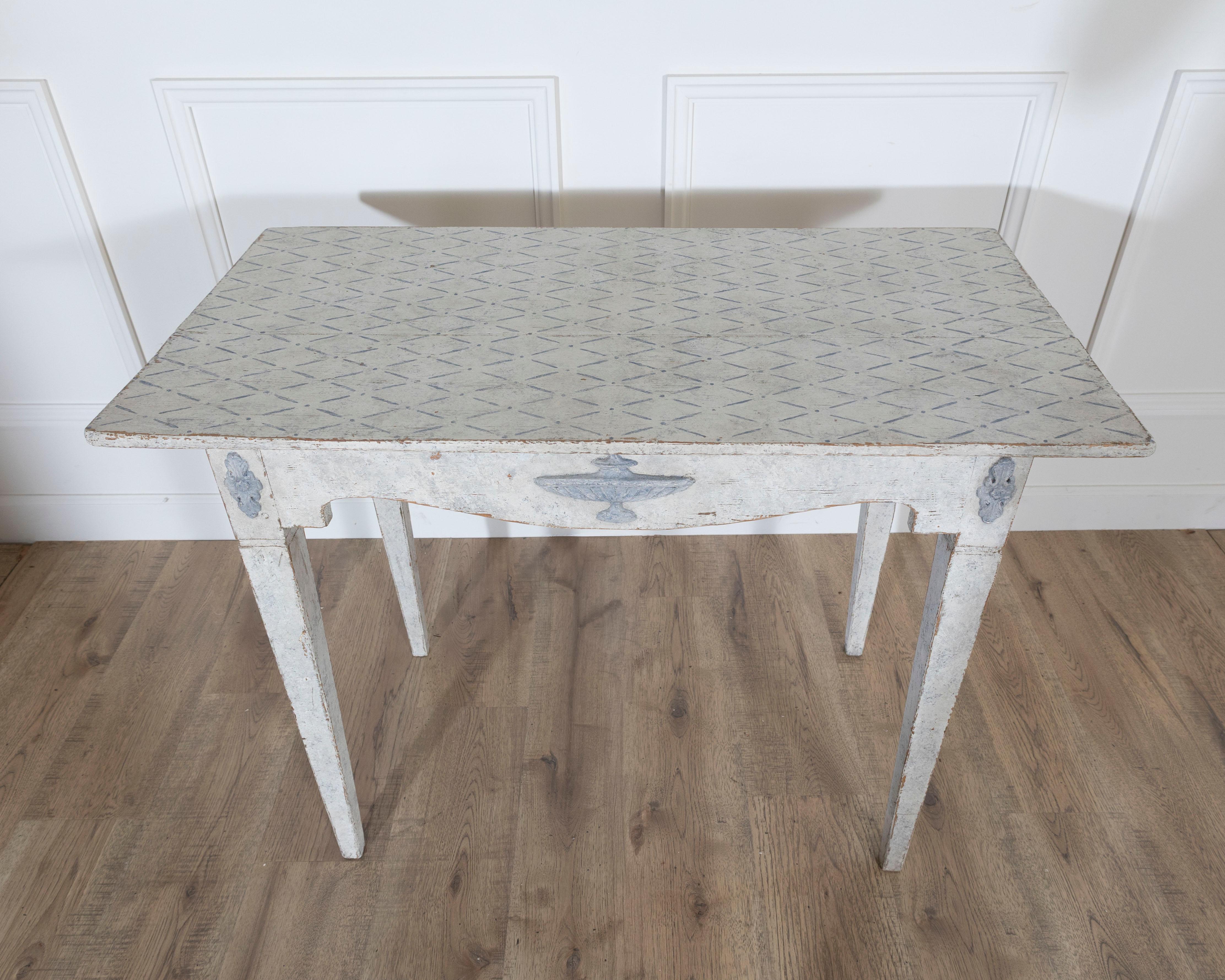 Swedish Gustavian Painted Console Table with Decorative Details, Circa 1840 In Good Condition For Sale In Atlanta, GA
