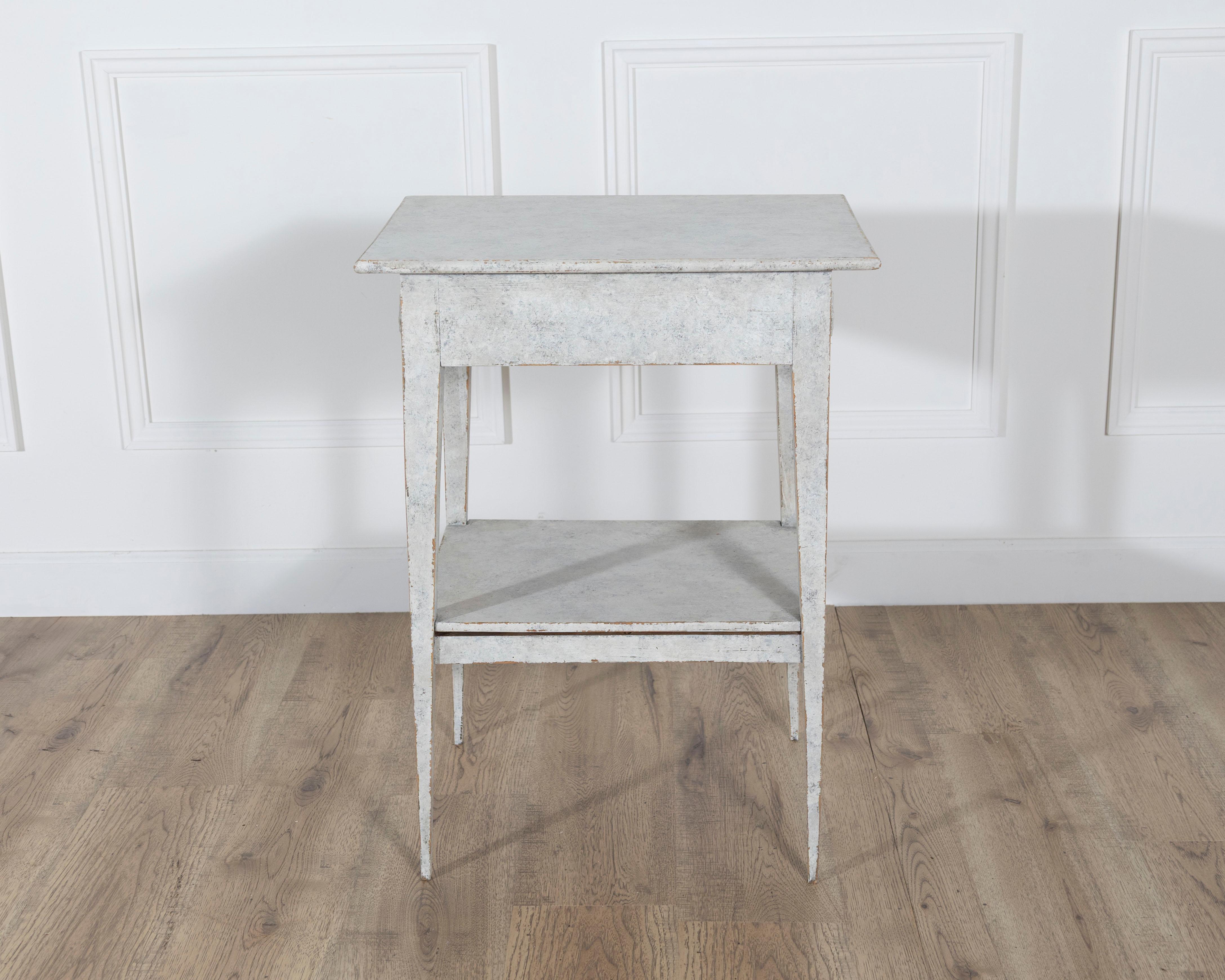 Tavolo da console svedese dipinto in stile gustaviano con cassetto e ripiano, CIRCA 1860 in vendita 4