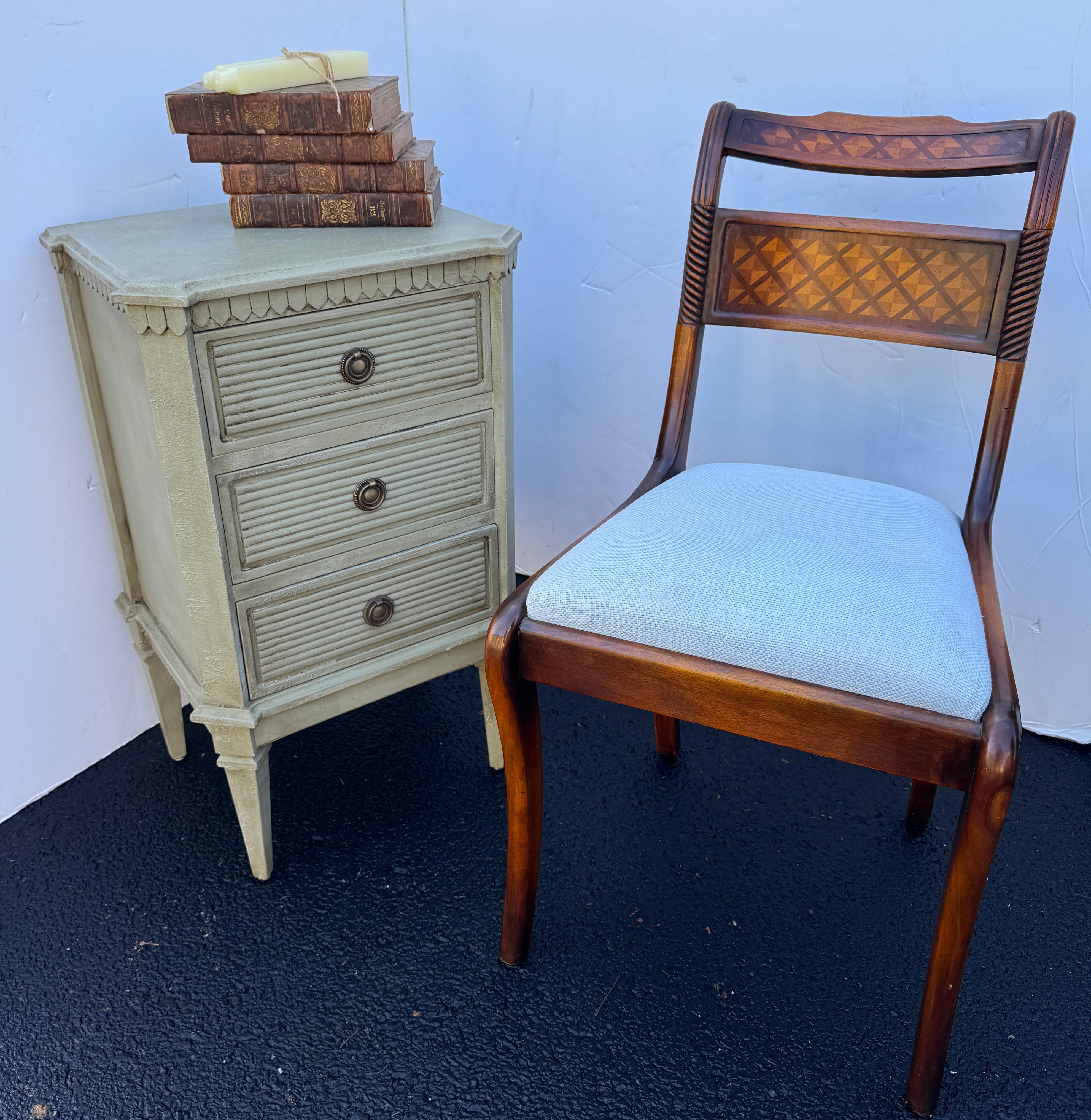 European Swedish Gustavian Painted Small Commode Chest of Drawers Nightstand For Sale