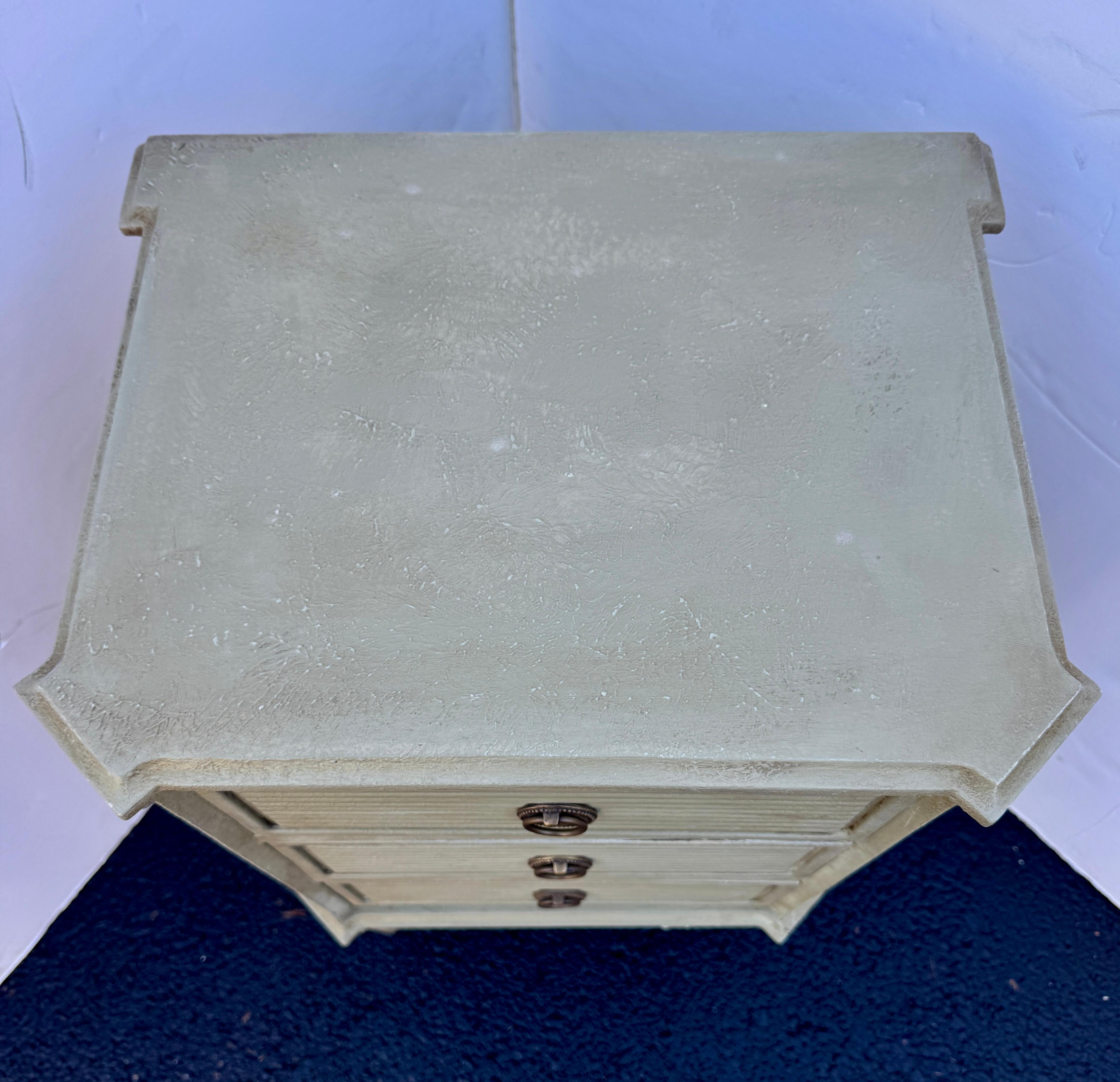 Swedish Gustavian Painted Small Commode Chest of Drawers Nightstand In Good Condition For Sale In Haddonfield, NJ