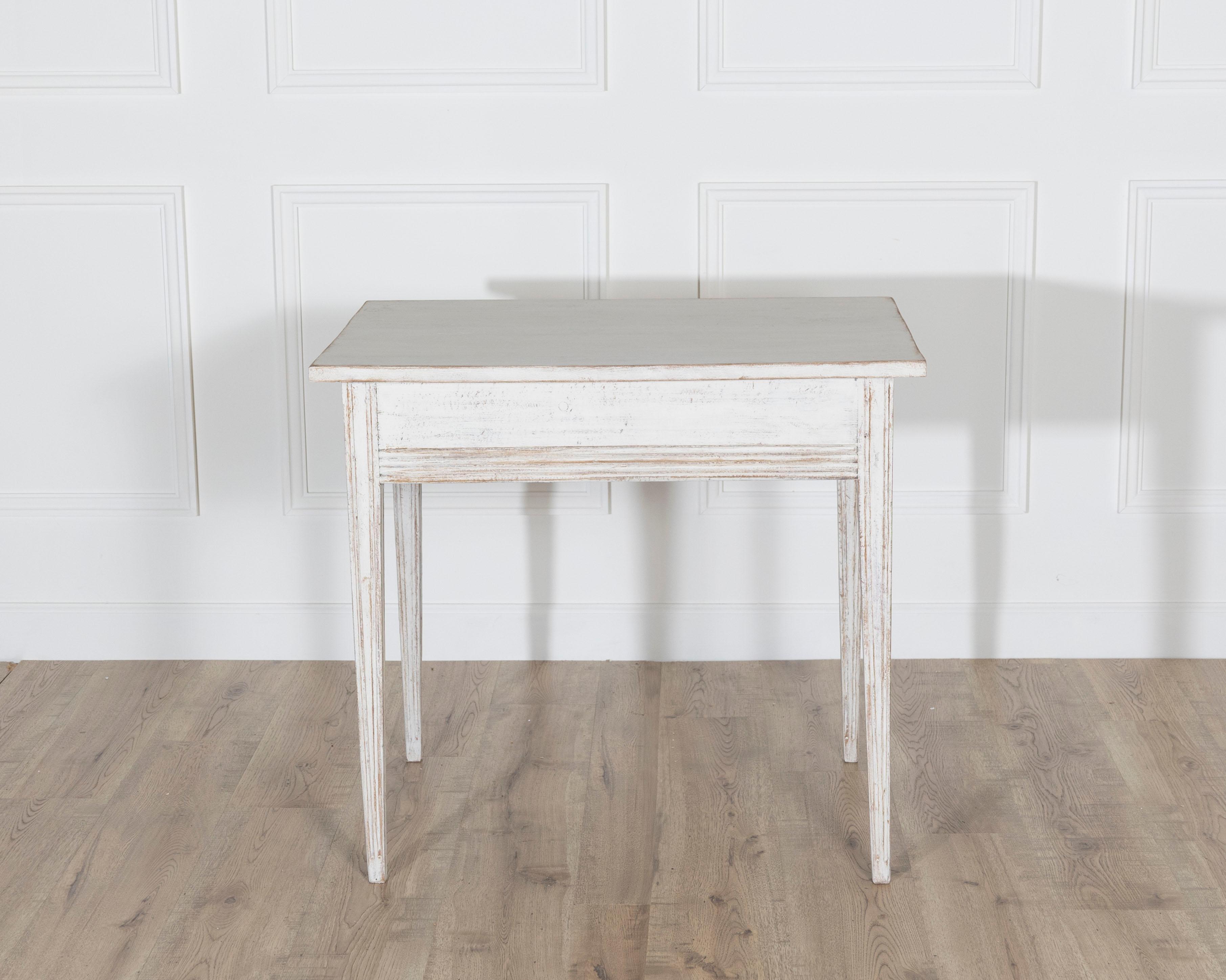 Swedish Gustavian Painted Table with Drawer, circa 1850 For Sale 1
