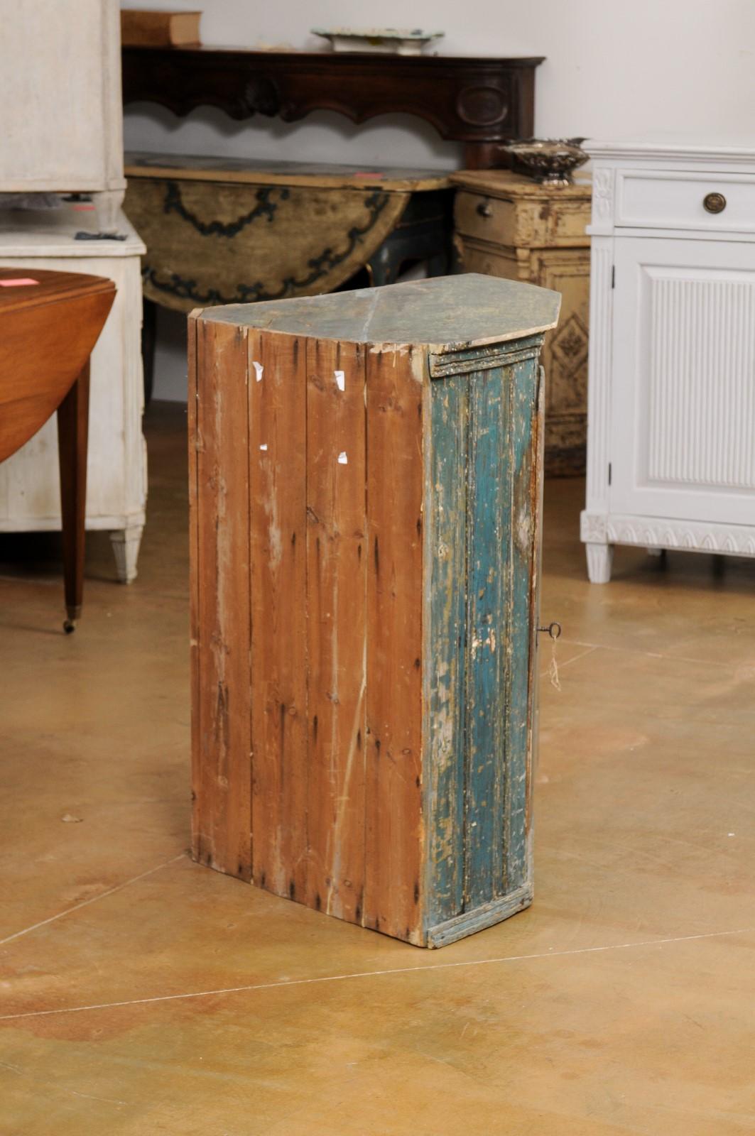 Swedish Gustavian Period 1790s Blue Painted Wall Hanging Corner Cabinet For Sale 7