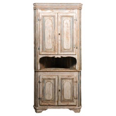 Swedish Gustavian Period 1800s Corner Cabinet with Carved Doors and Open Shelf