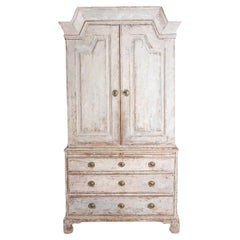 Schwedischer Schrank aus bemaltem Holz mit Türen und Schubladen aus der Gustavianischen Periode 1802