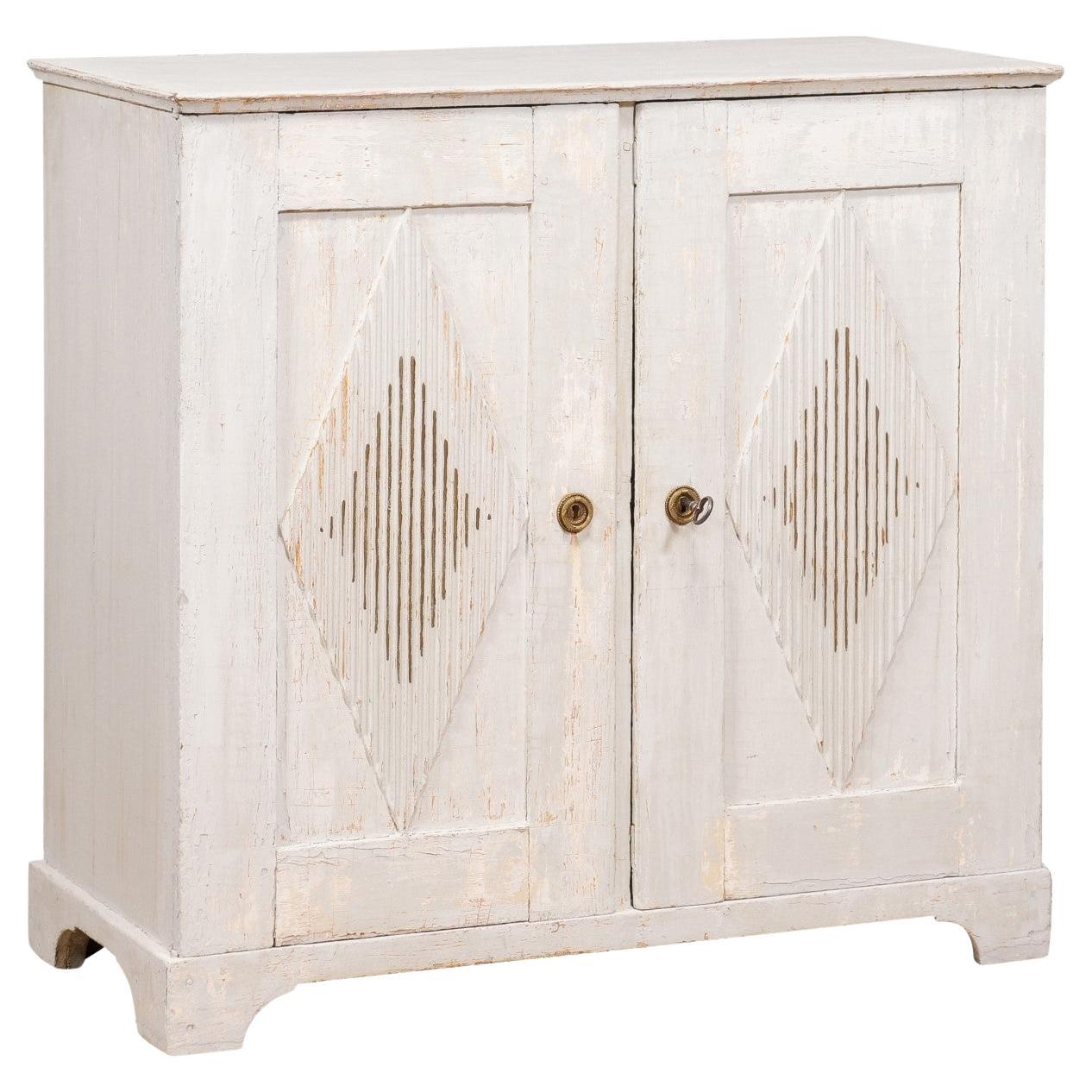 Swedish Gustavian Period 1810s Dove Gray Painted Sideboard with Diamond Motifs For Sale