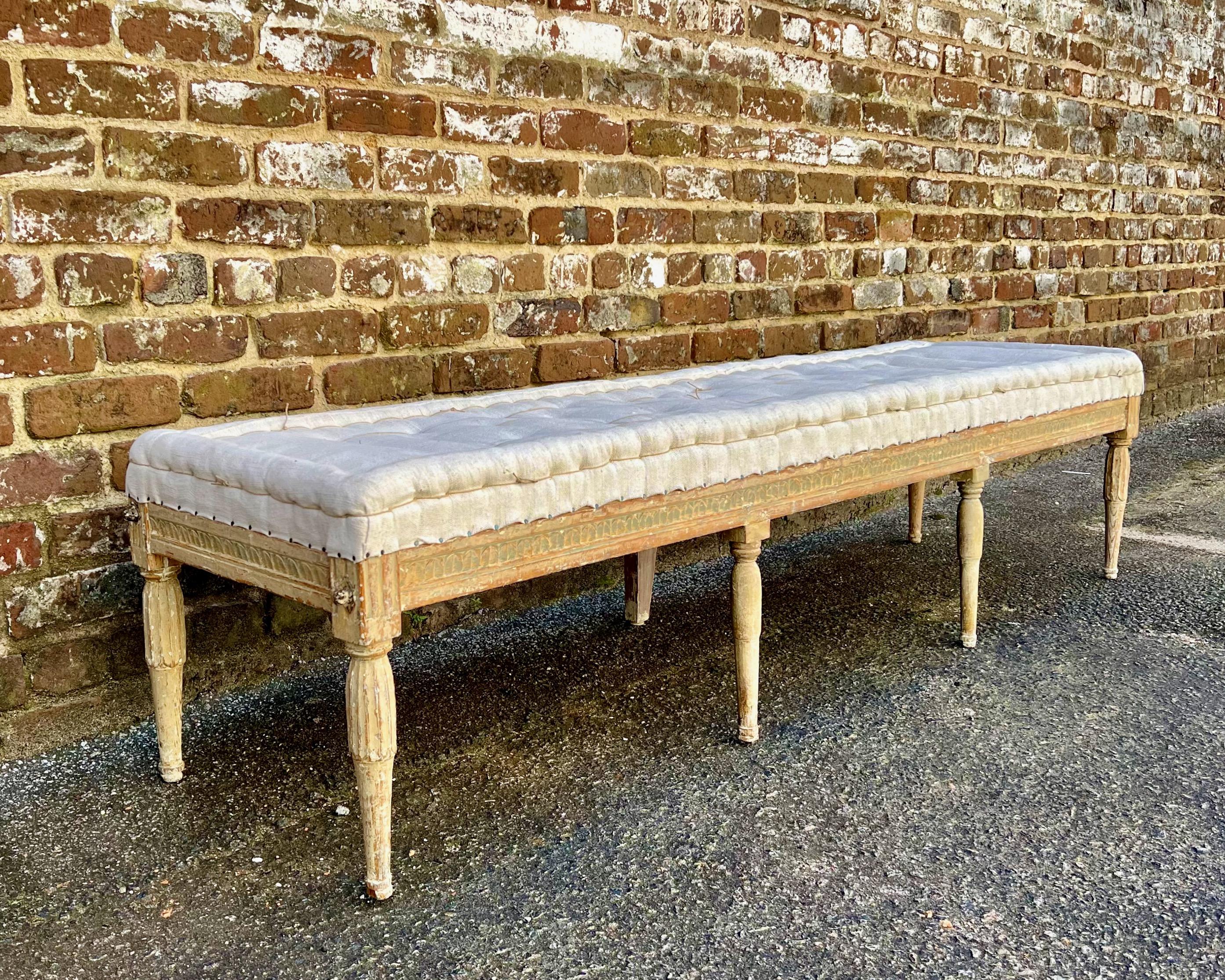 Swedish Gustavian Period Bench with Antique Linen In Good Condition For Sale In Charleston, SC