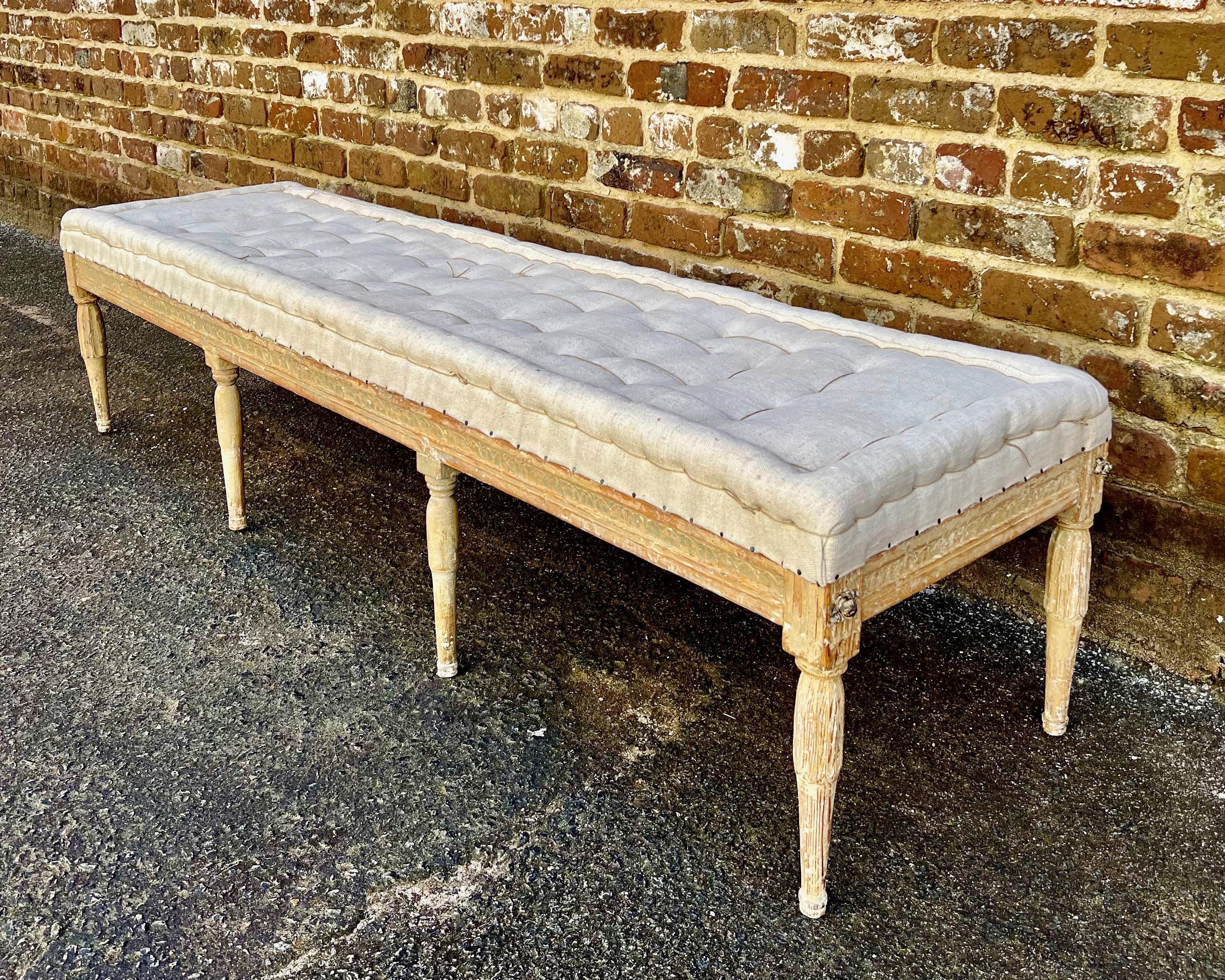 Early 19th Century Swedish Gustavian Period Bench with Antique Linen For Sale