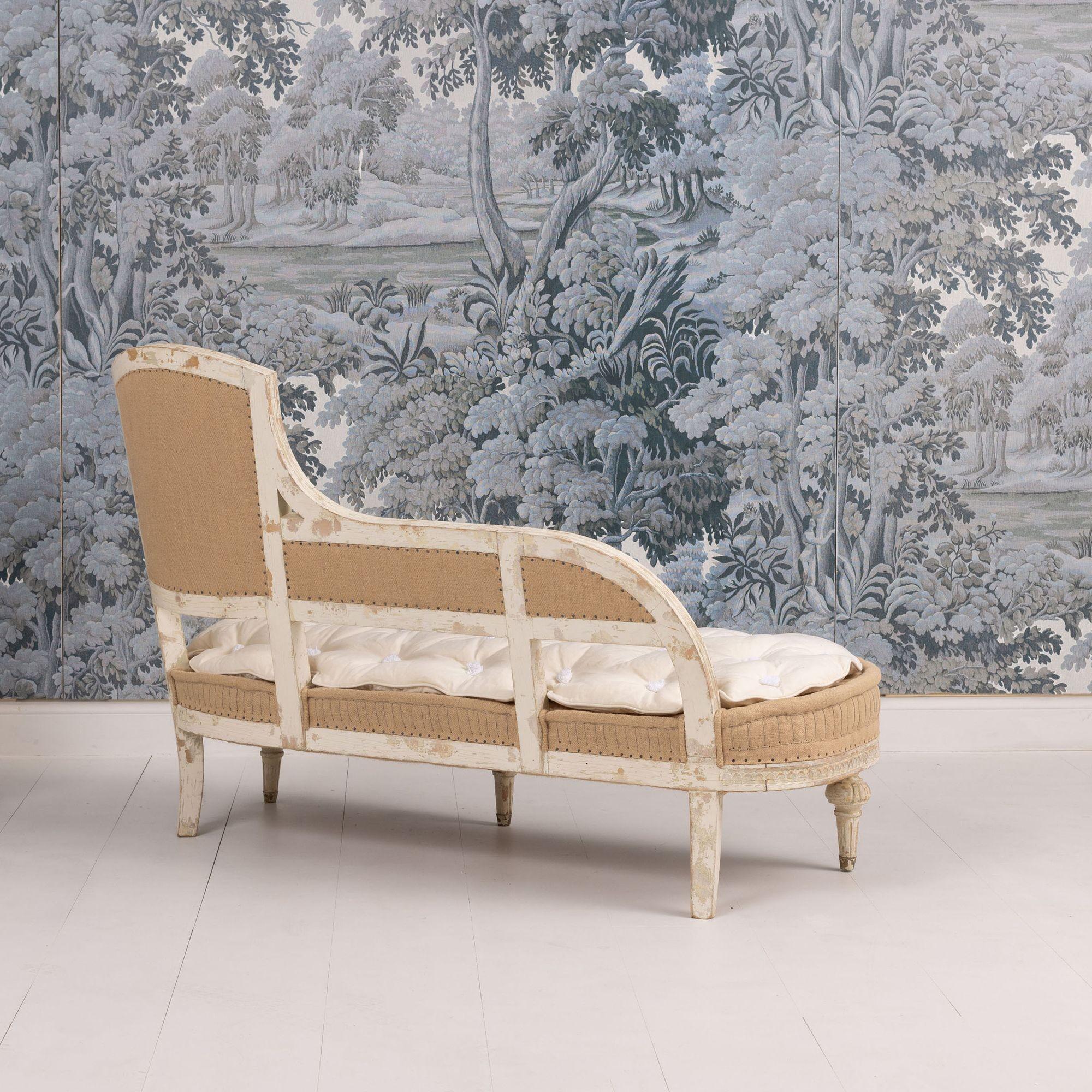 Swedish Gustavian Period Méridienne / Chaise in Original Paint, 18th c. For Sale 13