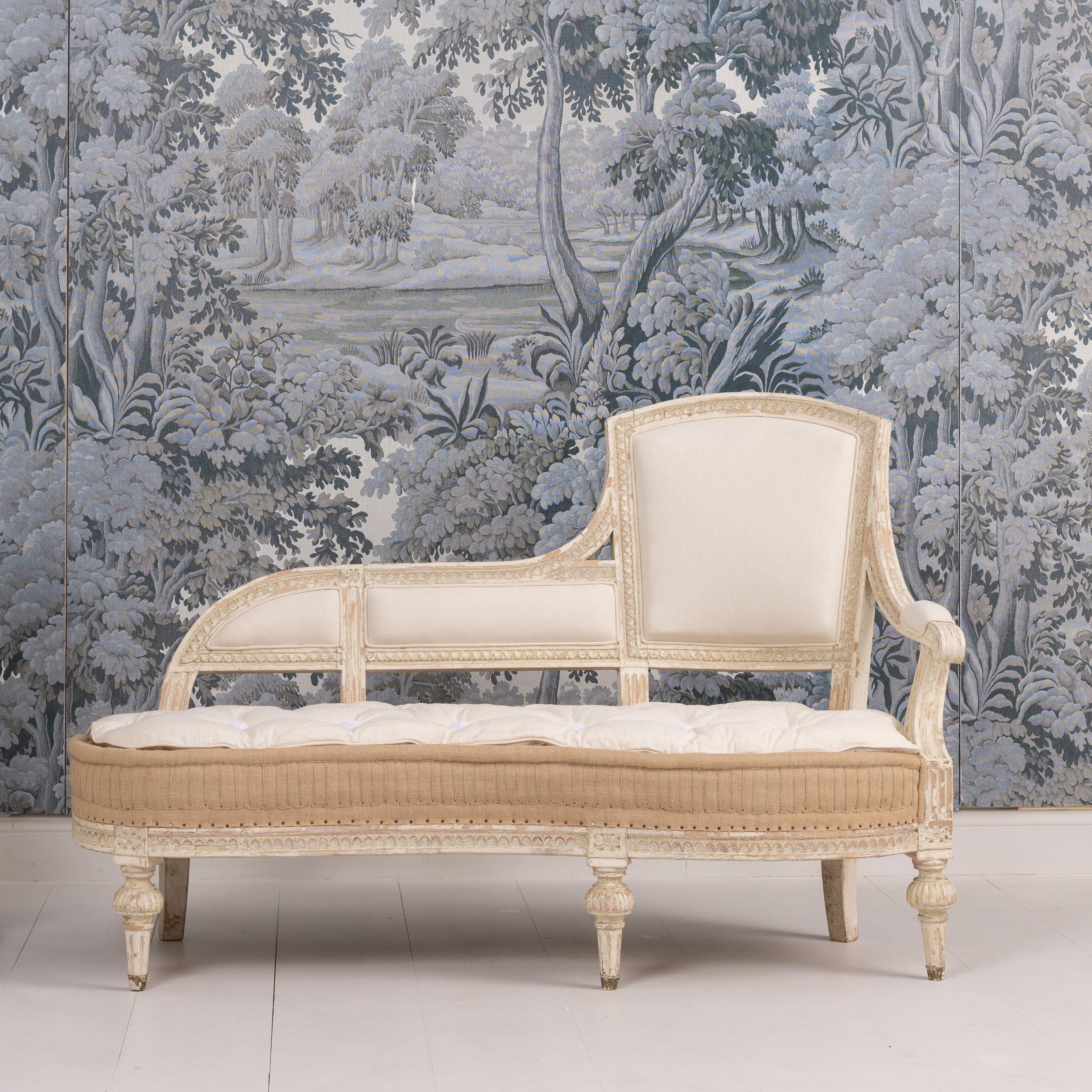 French Swedish Gustavian Period Méridienne / Chaise in Original Paint, 18th c. For Sale