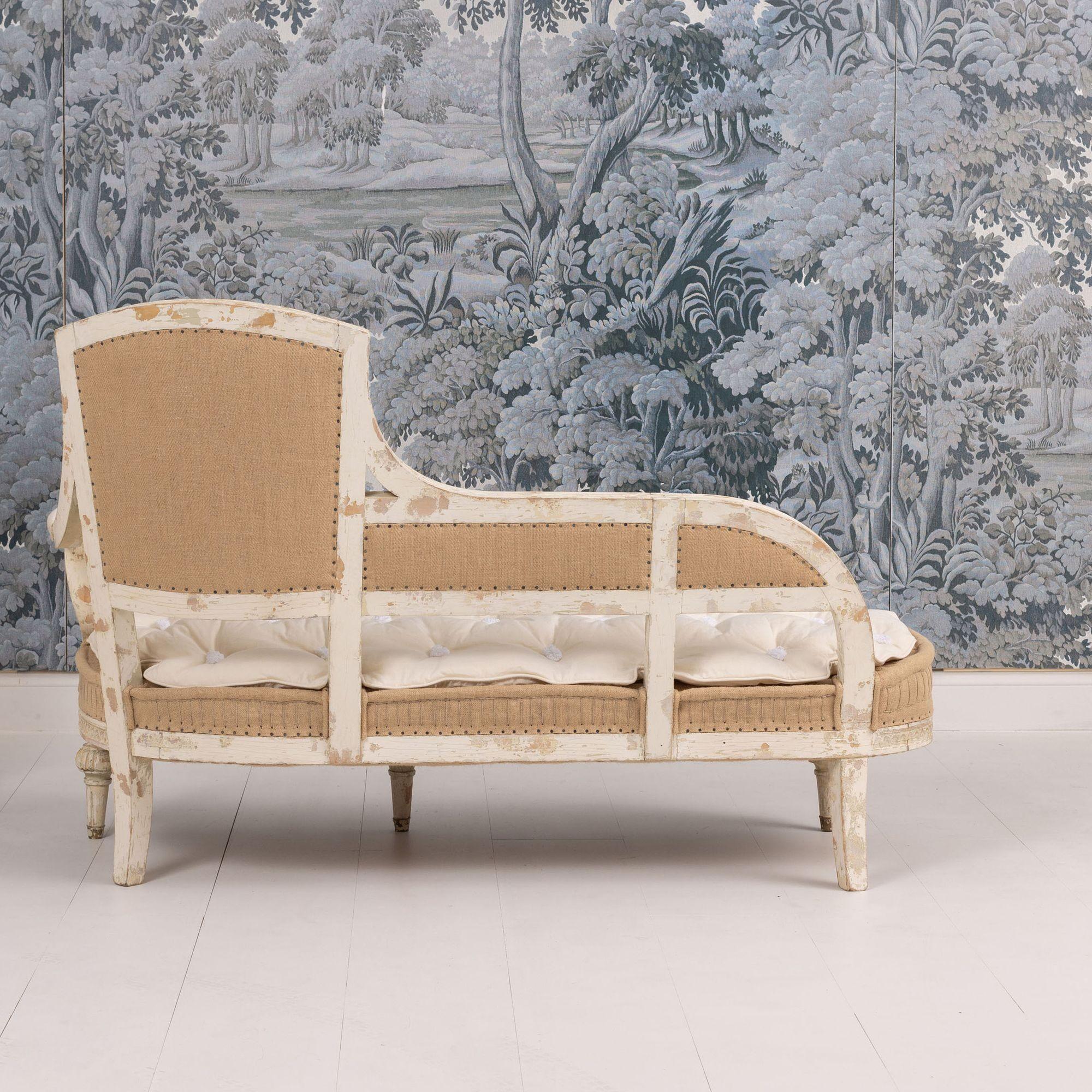 Fabric Swedish Gustavian Period Méridienne / Chaise in Original Paint, 18th c. For Sale