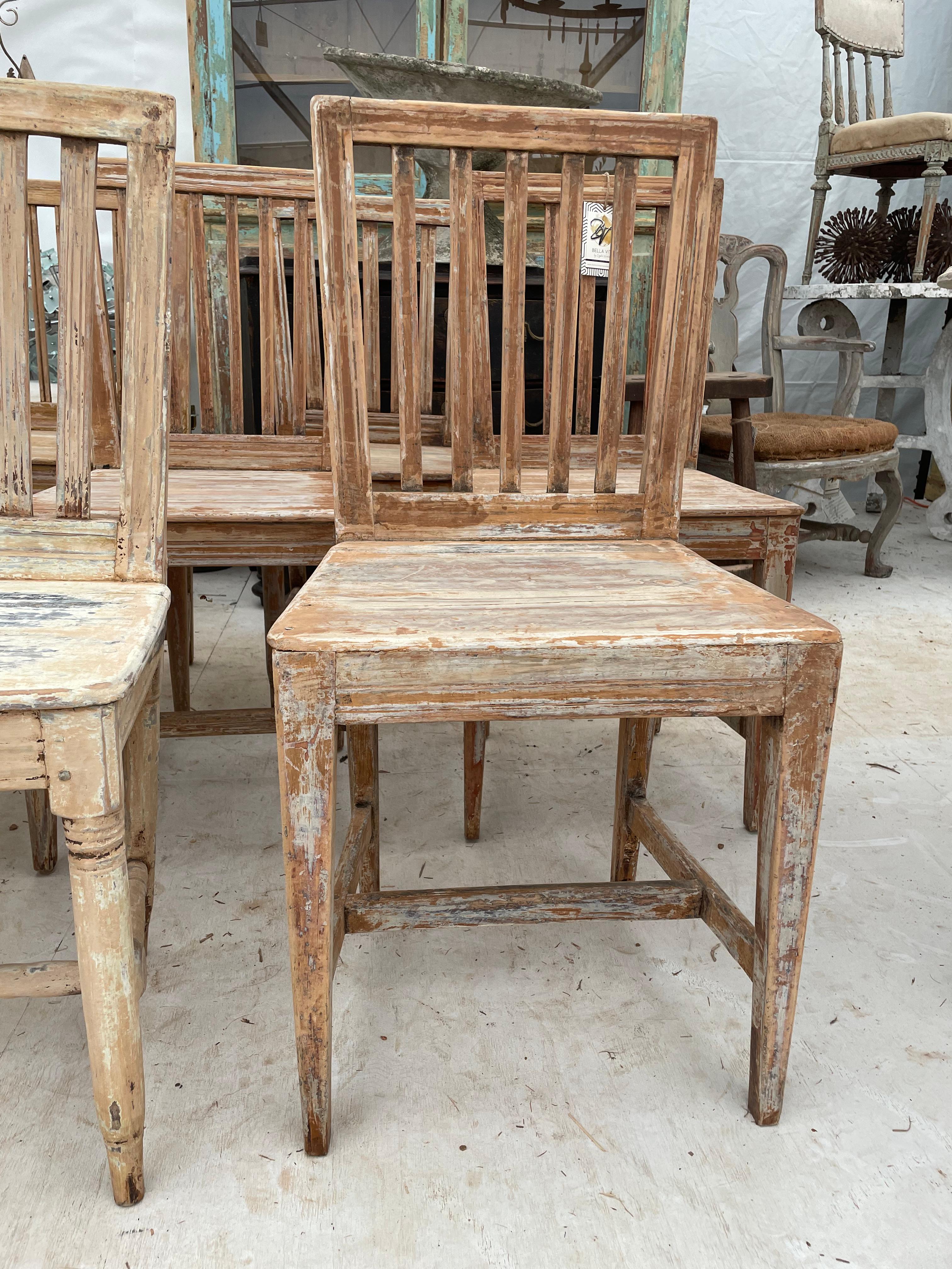 Swedish Gustavian Primitive Dining Chairs, Set of 8 In Good Condition In San Angelo, TX