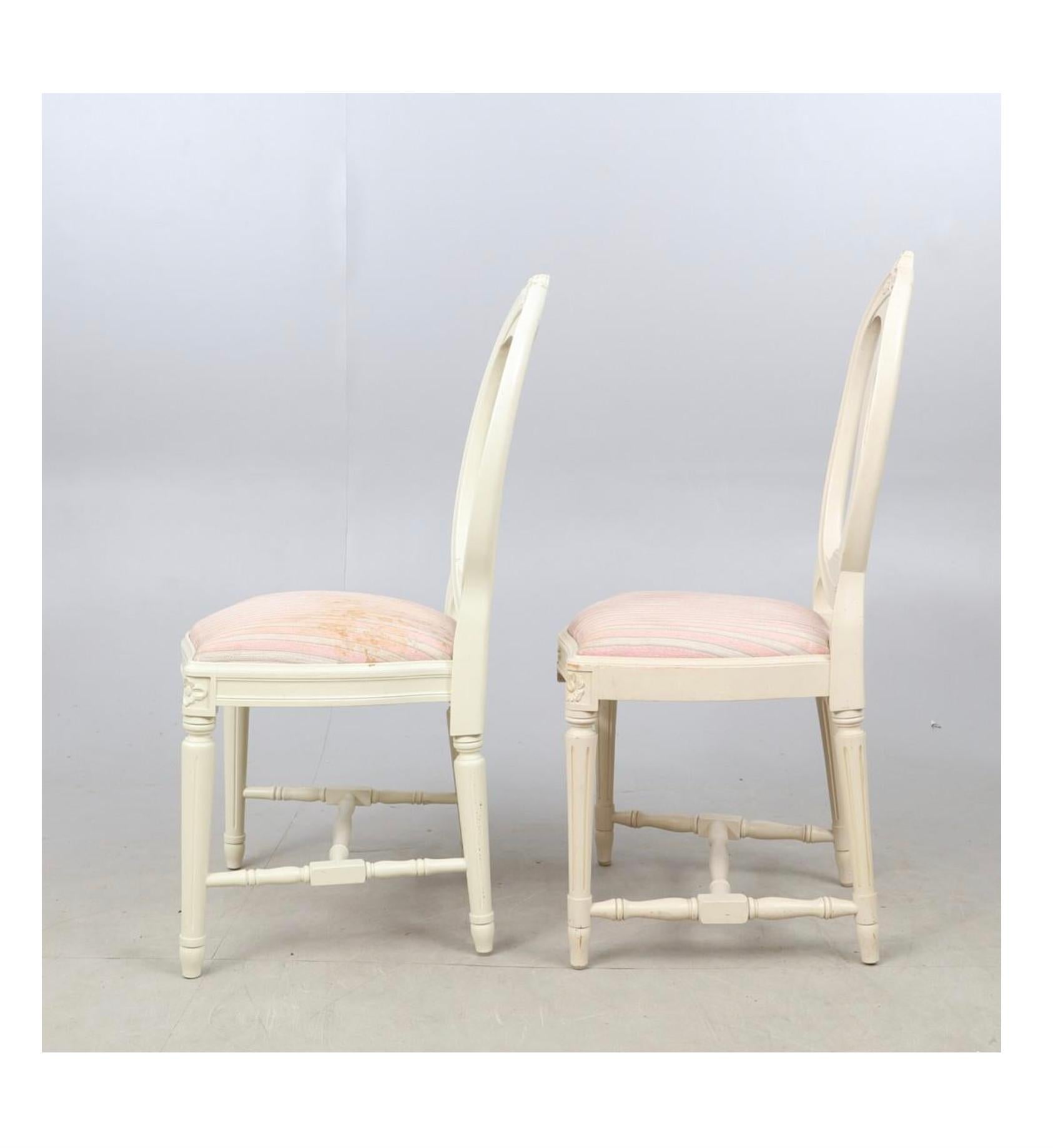 Painted Swedish Gustavian Roseback Dining Chairs White Set of 8 1940s 2 Carvers For Sale