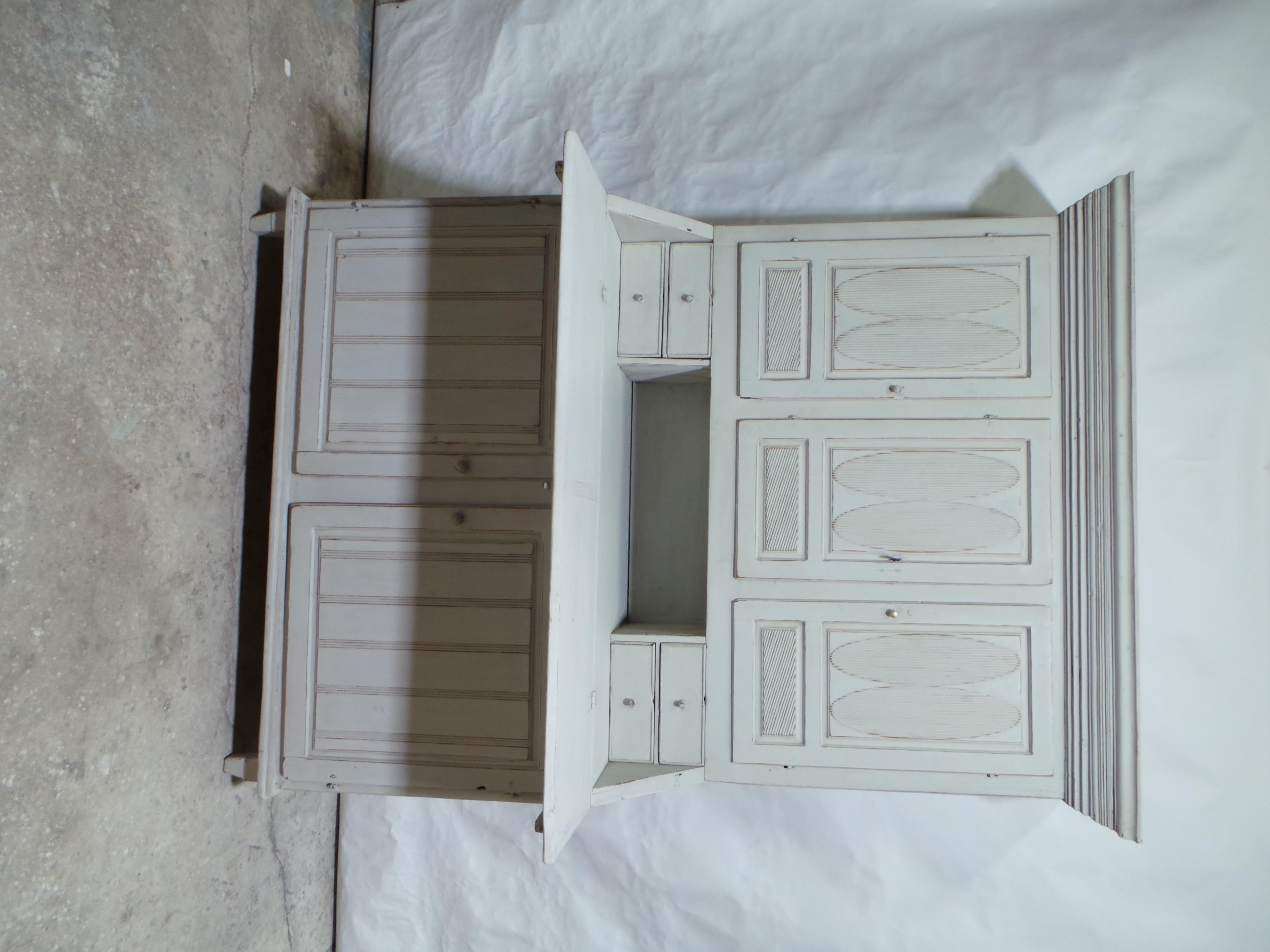 Swedish Gustavian Secratery Hutch In Good Condition In Hollywood, FL
