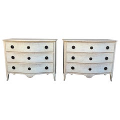 Swedish Gustavian Serpentine Painted Chests of Drawers, Pair