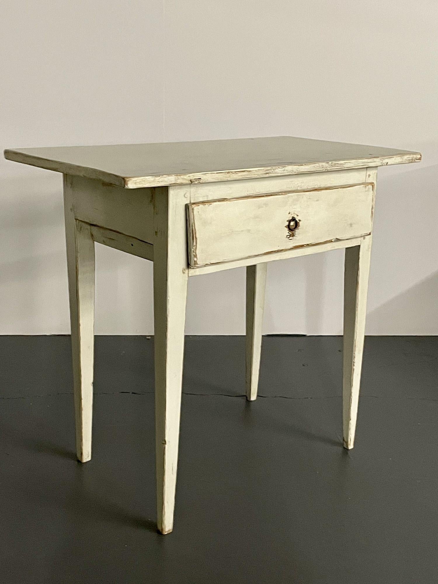 Swedish Gustavian Single Drawer Stand, Table or Nightstand, Paint Decorated In Good Condition For Sale In Stamford, CT