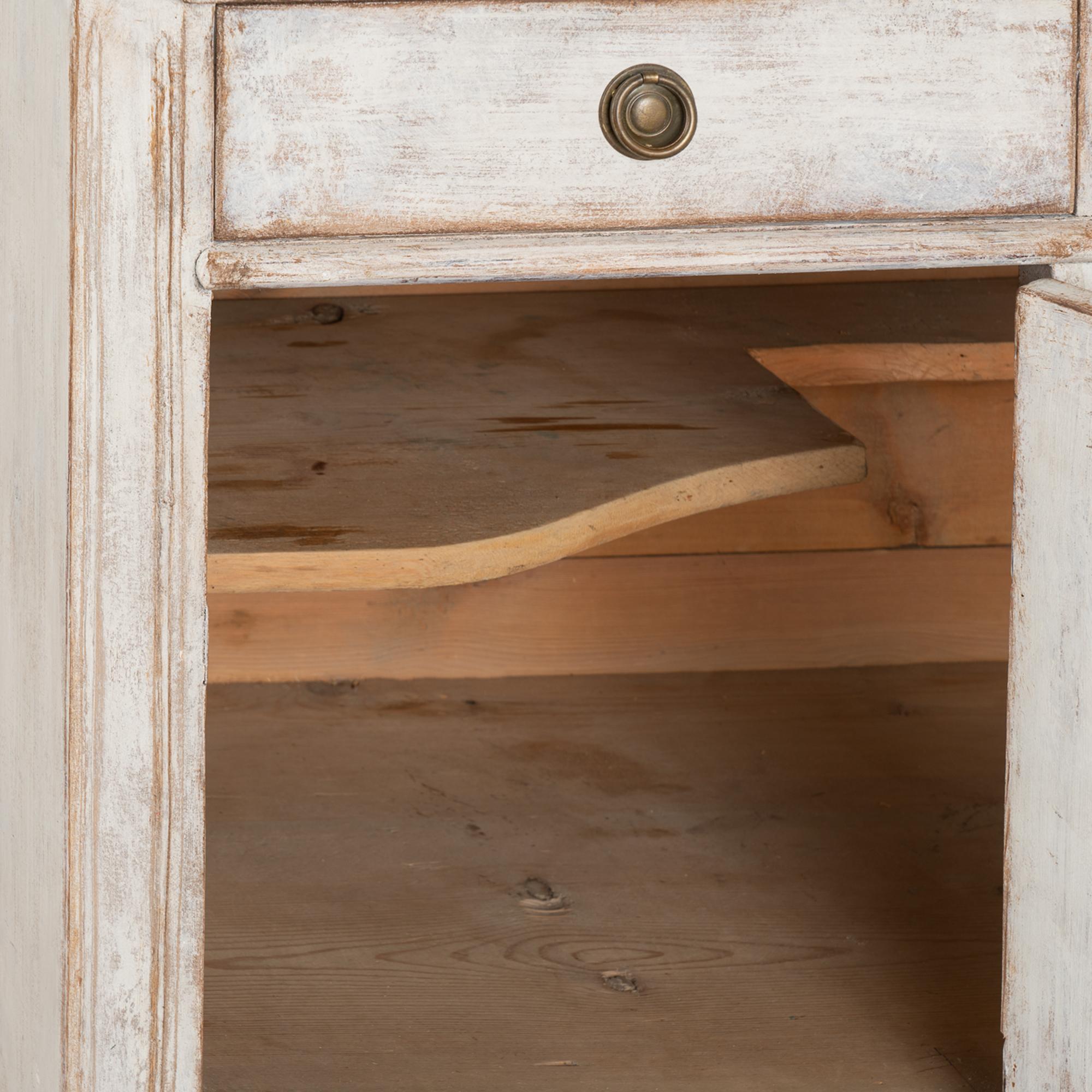 Swedish Gustavian Small White Sideboard or Console, circa 1840-60 For Sale 6