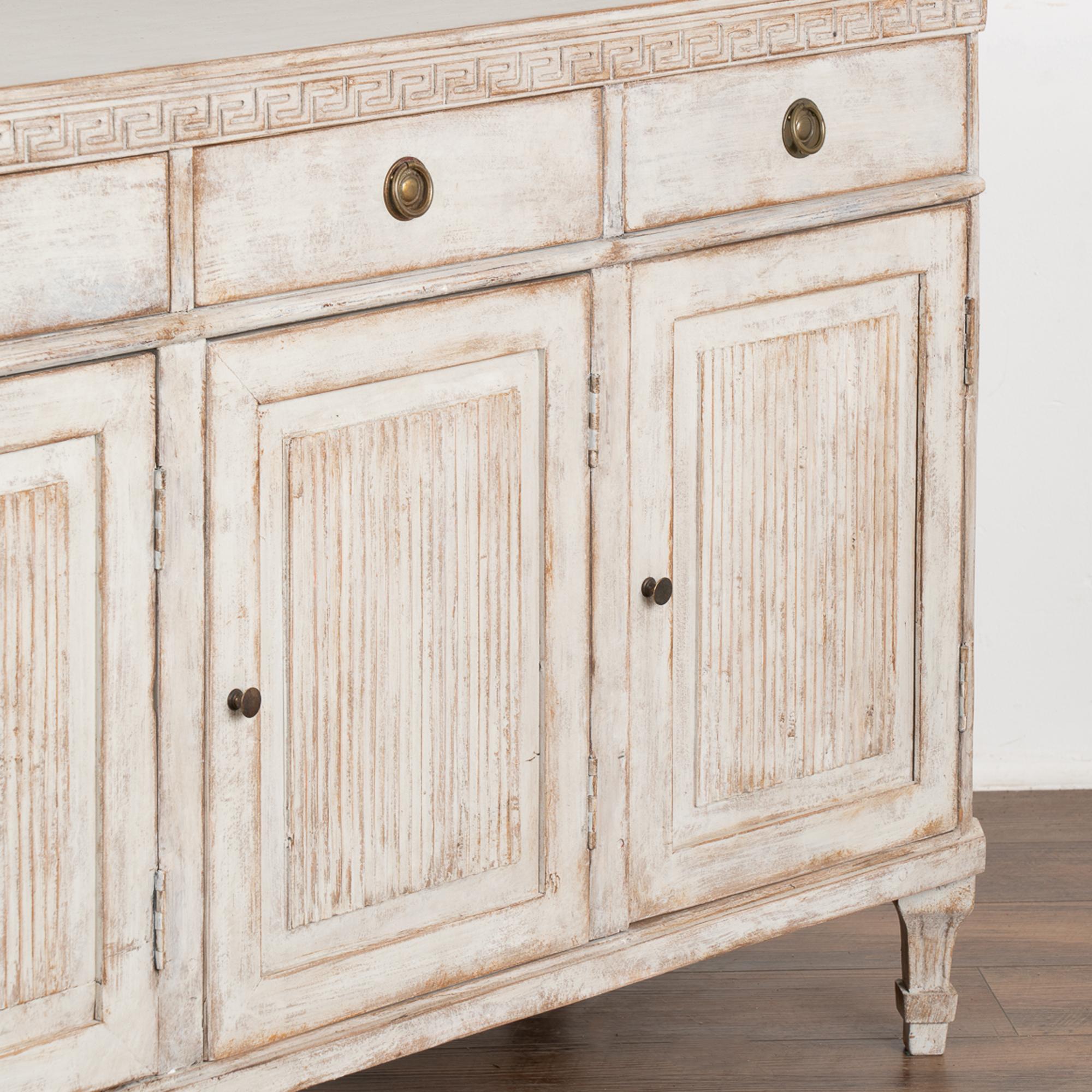 Swedish Gustavian Small White Sideboard or Console, circa 1840-60 For Sale 3