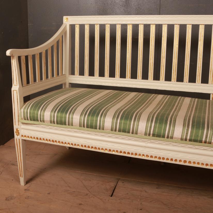 Swedish Gustavian Sofa In Good Condition In Leamington Spa, Warwickshire
