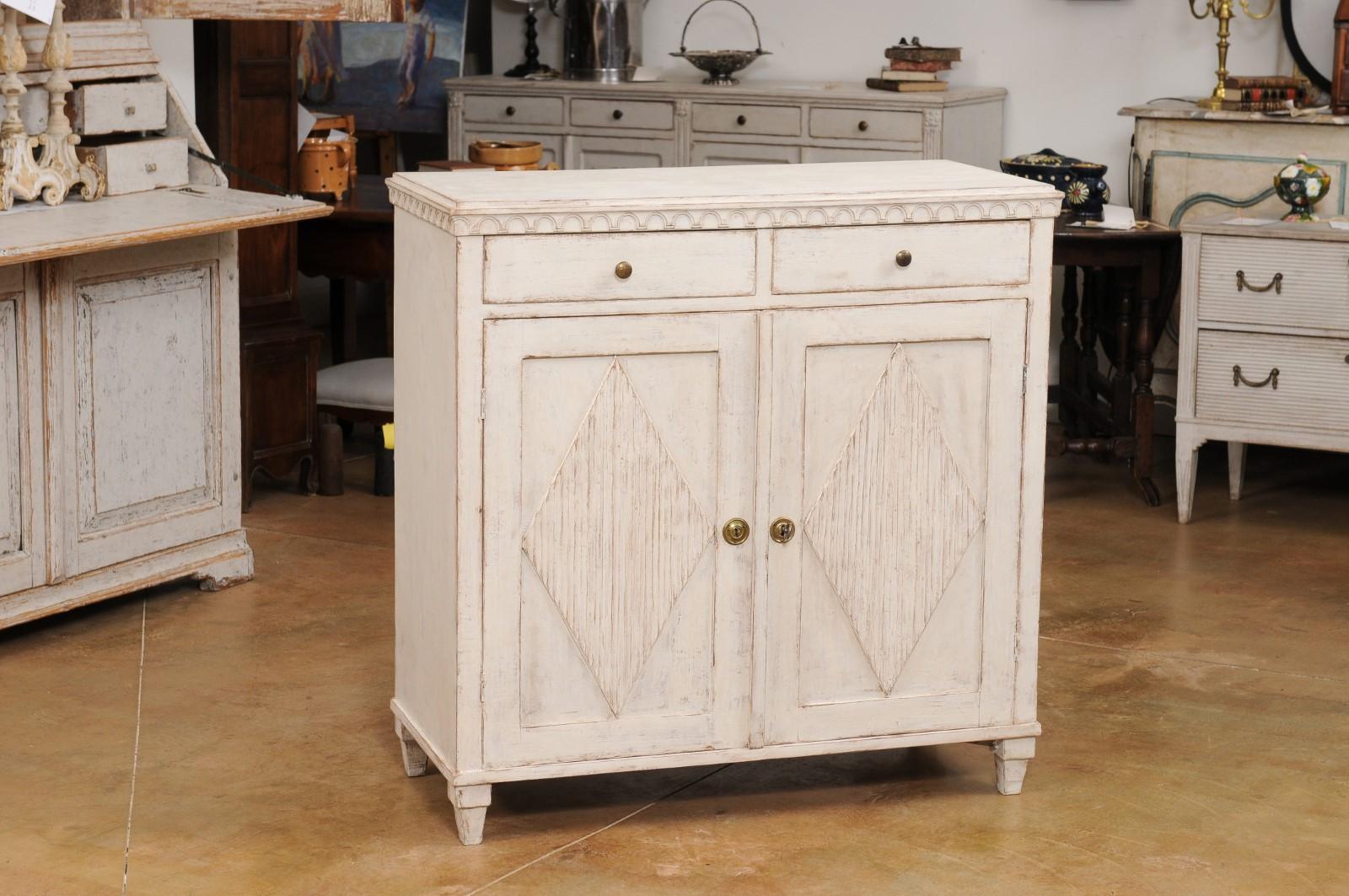 Swedish Gustavian Style 1840s Painted Sideboard with Carved Diamond Décor In Good Condition In Atlanta, GA