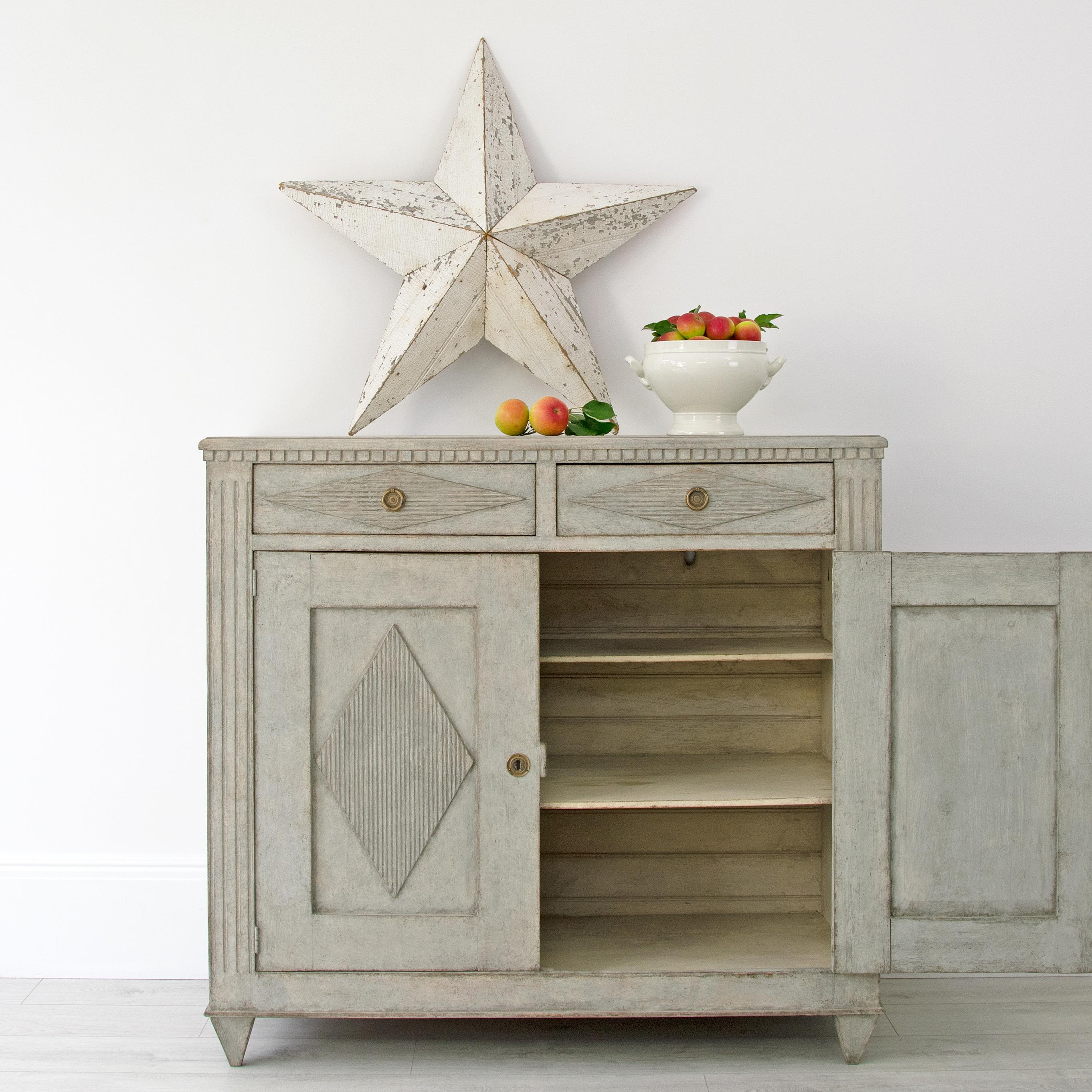 19th Century Swedish Gustavian Style 1840s Painted Wood Sideboard with Reeded Diamond Motifs