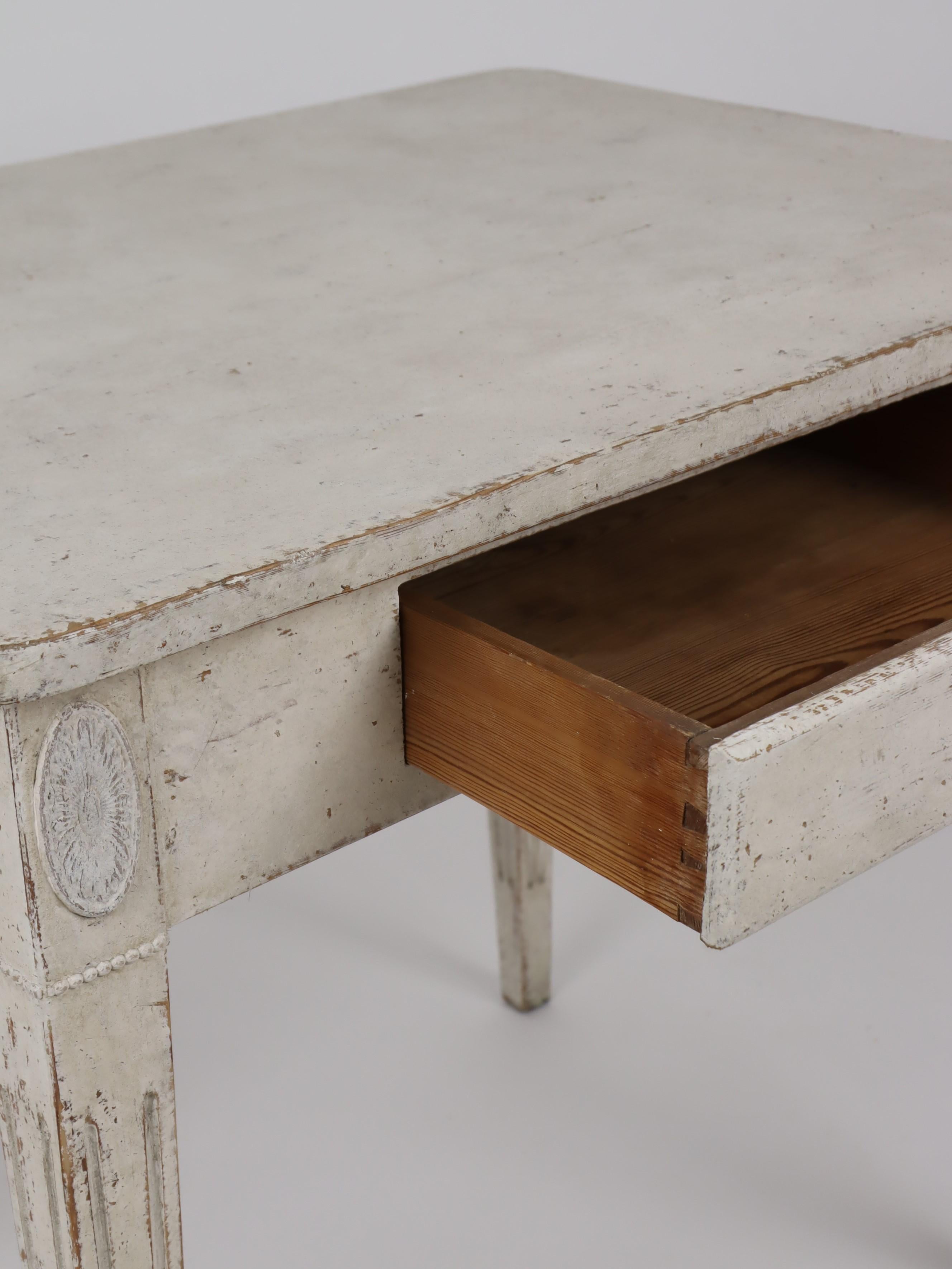 19th Century Swedish Gustavian Style 1850s Painted Desk with Single Drawer and Tapered Legs For Sale