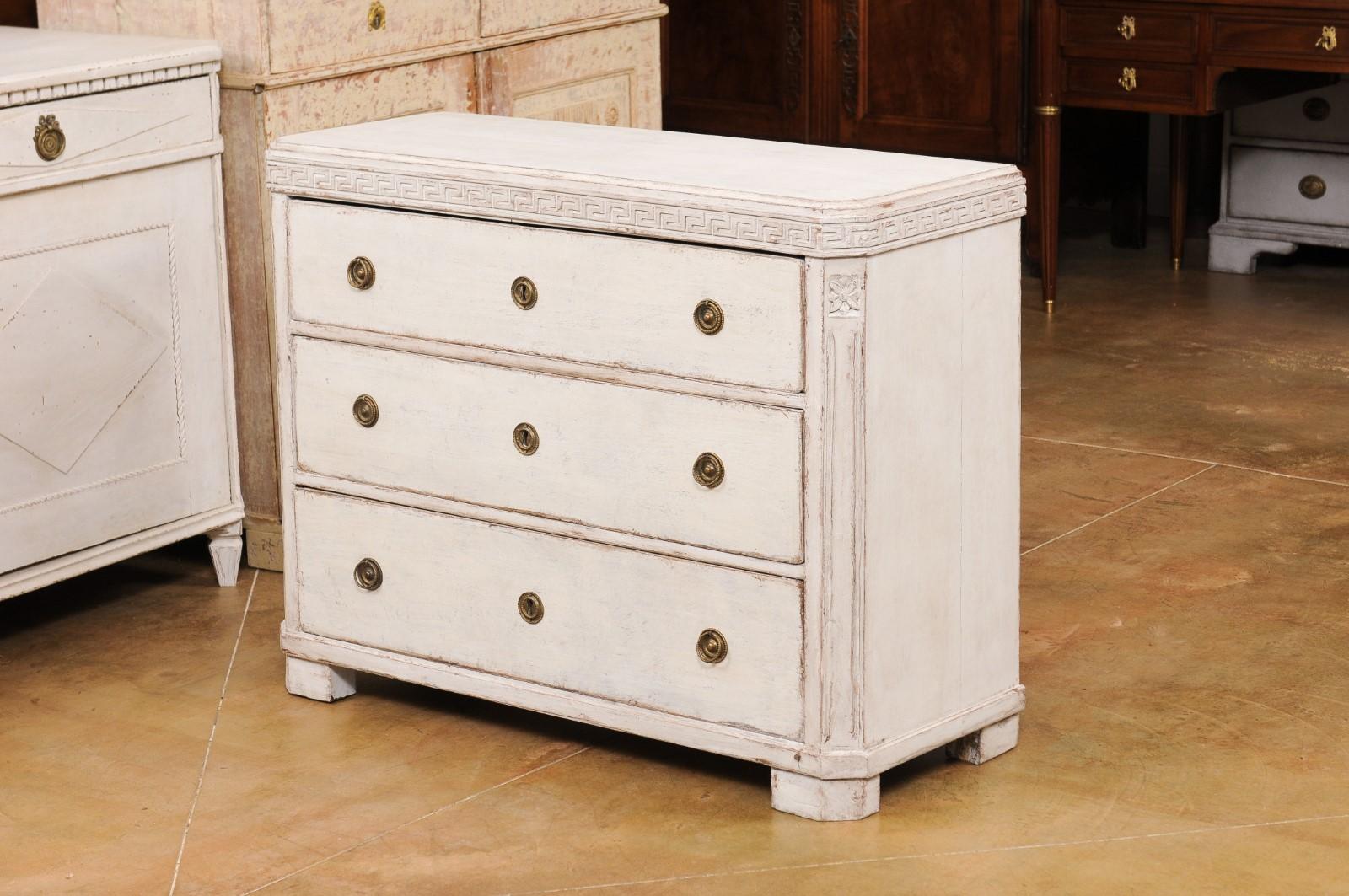 Swedish Gustavian Style 1860s Painted Three-Drawer Chest with Greek Key Frieze 6